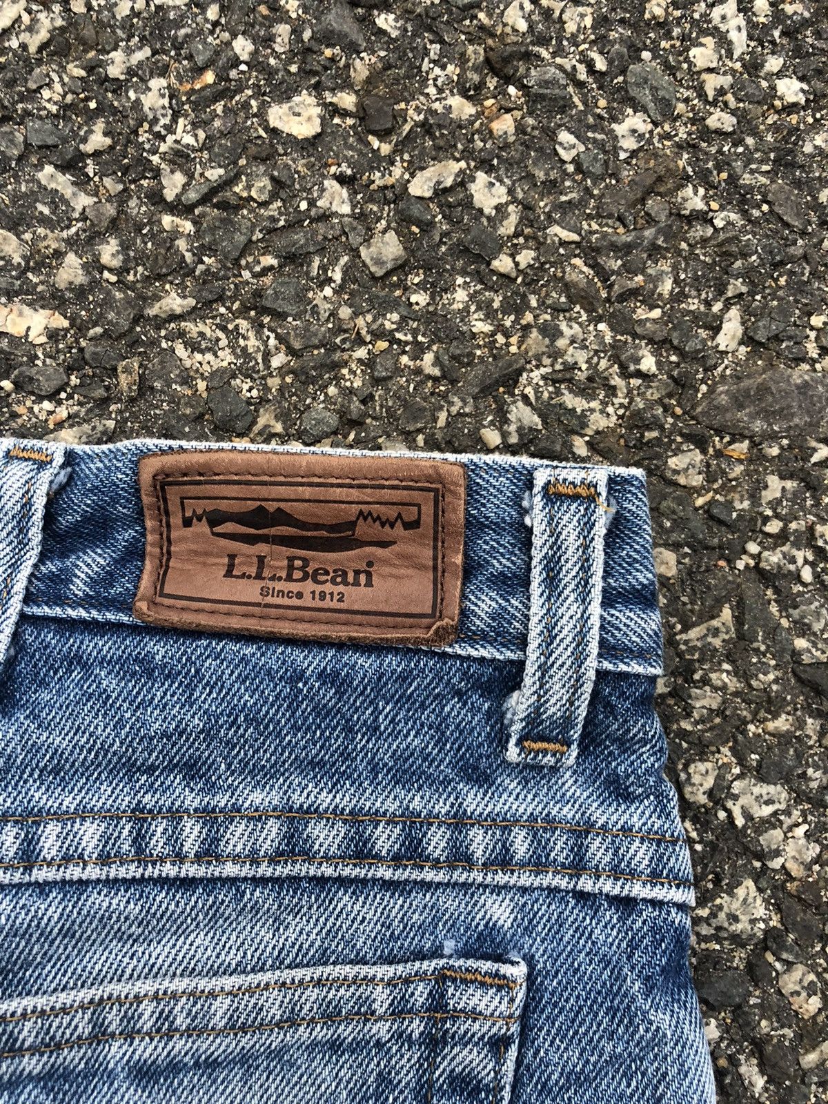 Japanese Brand × L.L. Bean Vintage 90s L.L Beam distressed denim rare design size 34 Size US 34 / EU 50 - 6 Thumbnail