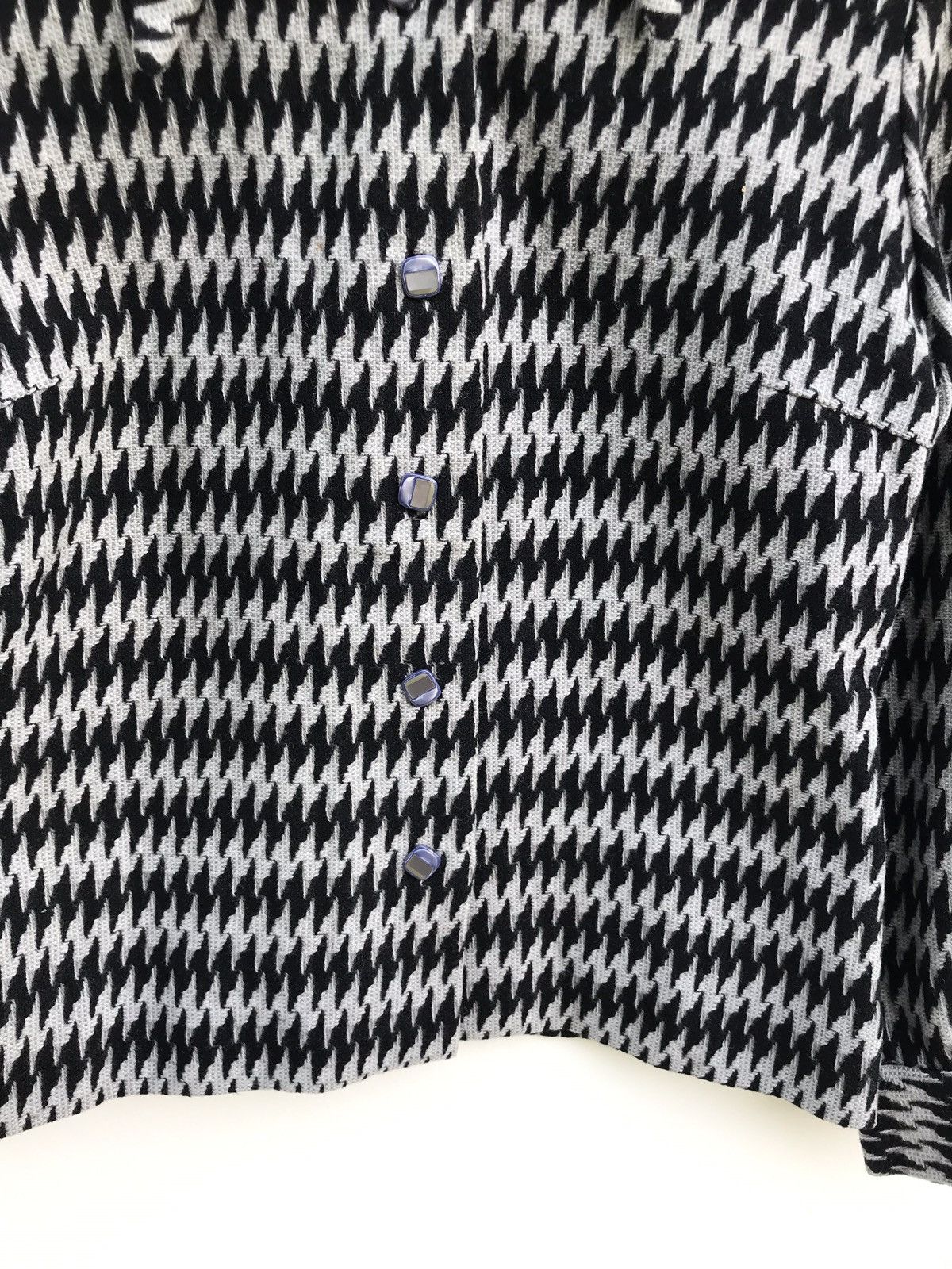 Japanese Brand Made In Japan Wool Abstract Button Jacket Very Nice Design Size US XS / EU 42 / 0 - 4 Thumbnail