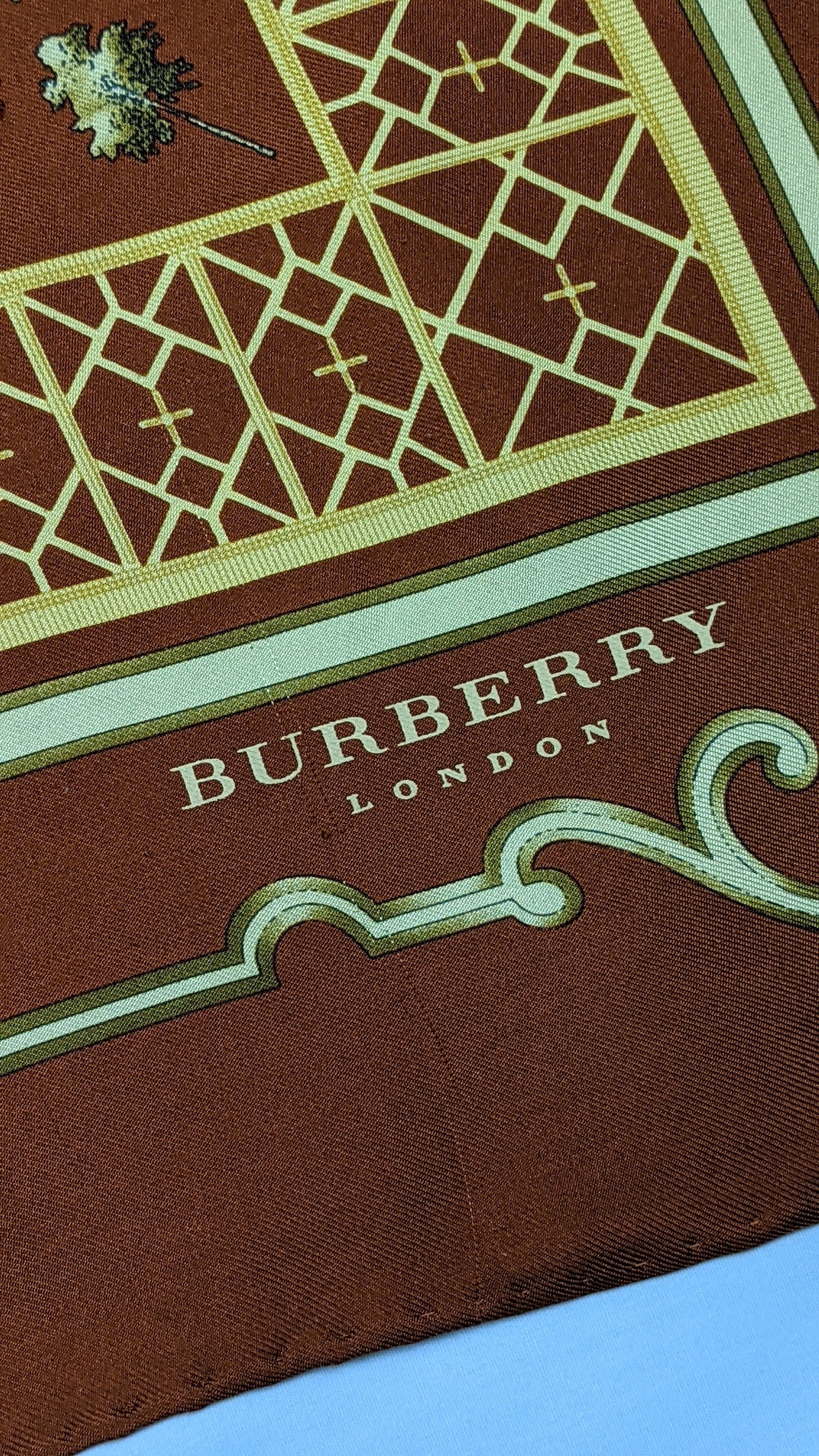 Burberry Burberry London Silk Scarf Size ONE SIZE - 7 Thumbnail