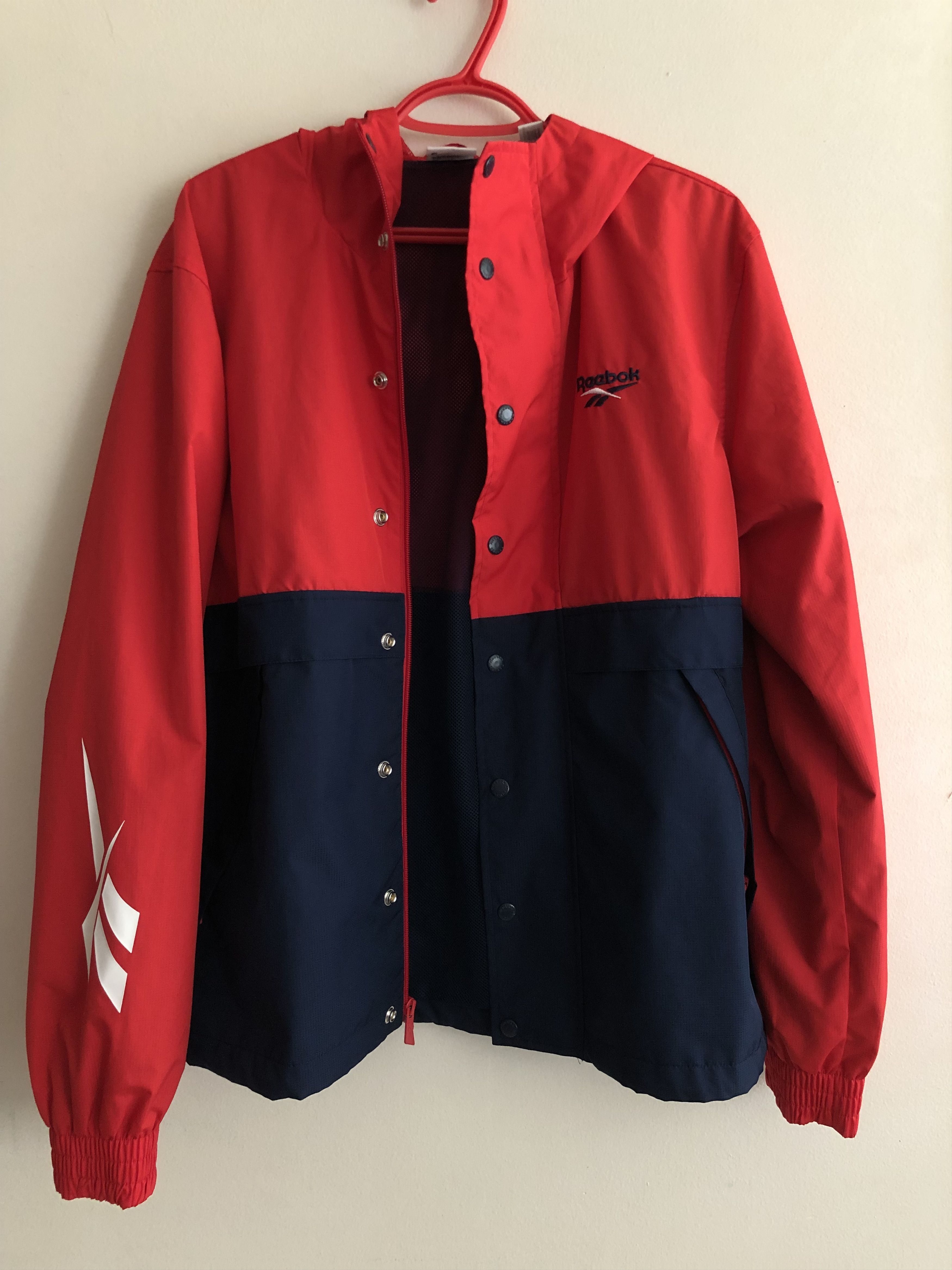 Reebok Classic Vector Hooded Track Jacket Windbreaker