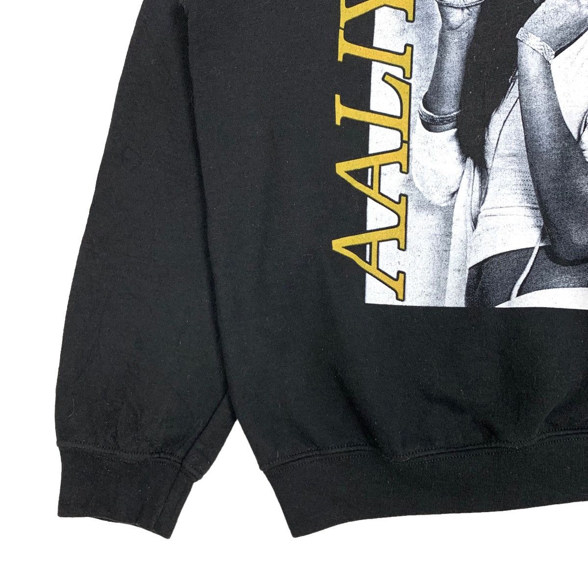 Band Tees Vintage Aaliyah Rap Tee Printed Crewneck Sweatshirt Size US M / EU 48-50 / 2 - 5 Thumbnail