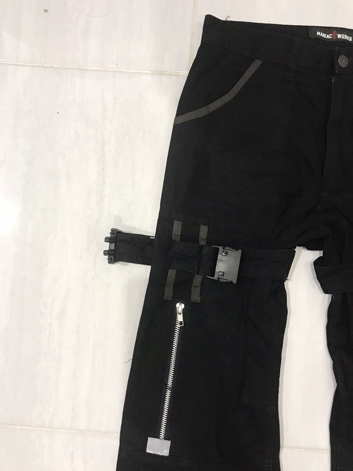 Japanese Brand MANIAC WORKS Japan Punk Bondage Streetwear Tactical Pant Size US 28 / EU 44 - 5 Thumbnail