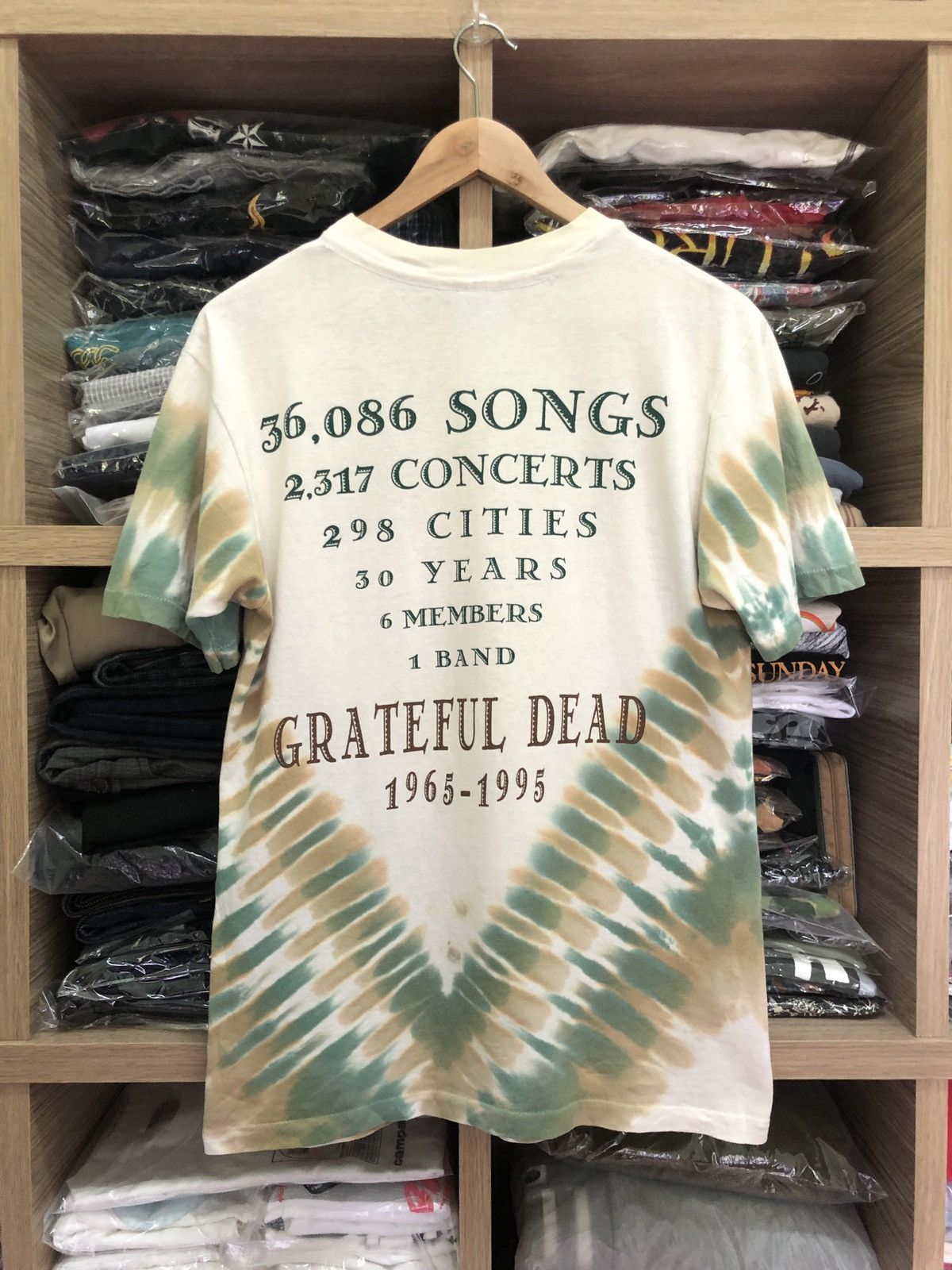 Band Tees Vintage 90s Grateful Dead Tie Dye Tee Size US S / EU 44-46 / 1 - 2 Thumbnail