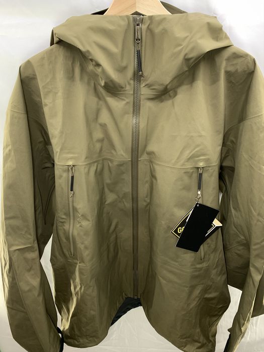 Arc'Teryx ARCTERYX LEAF Alpha LT Gen 2 Crocodile Gore Tex Jacket | Grailed