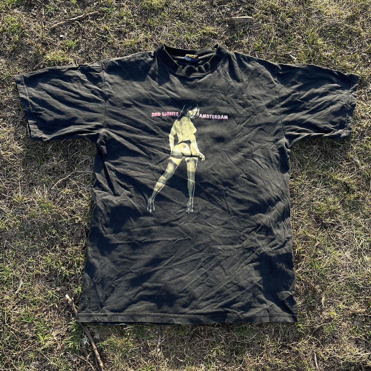 Vintage Vintage Y2K Sun Faded Graphic Tee Streetwear Oversized L Size US L / EU 52-54 / 3 - 3 Thumbnail
