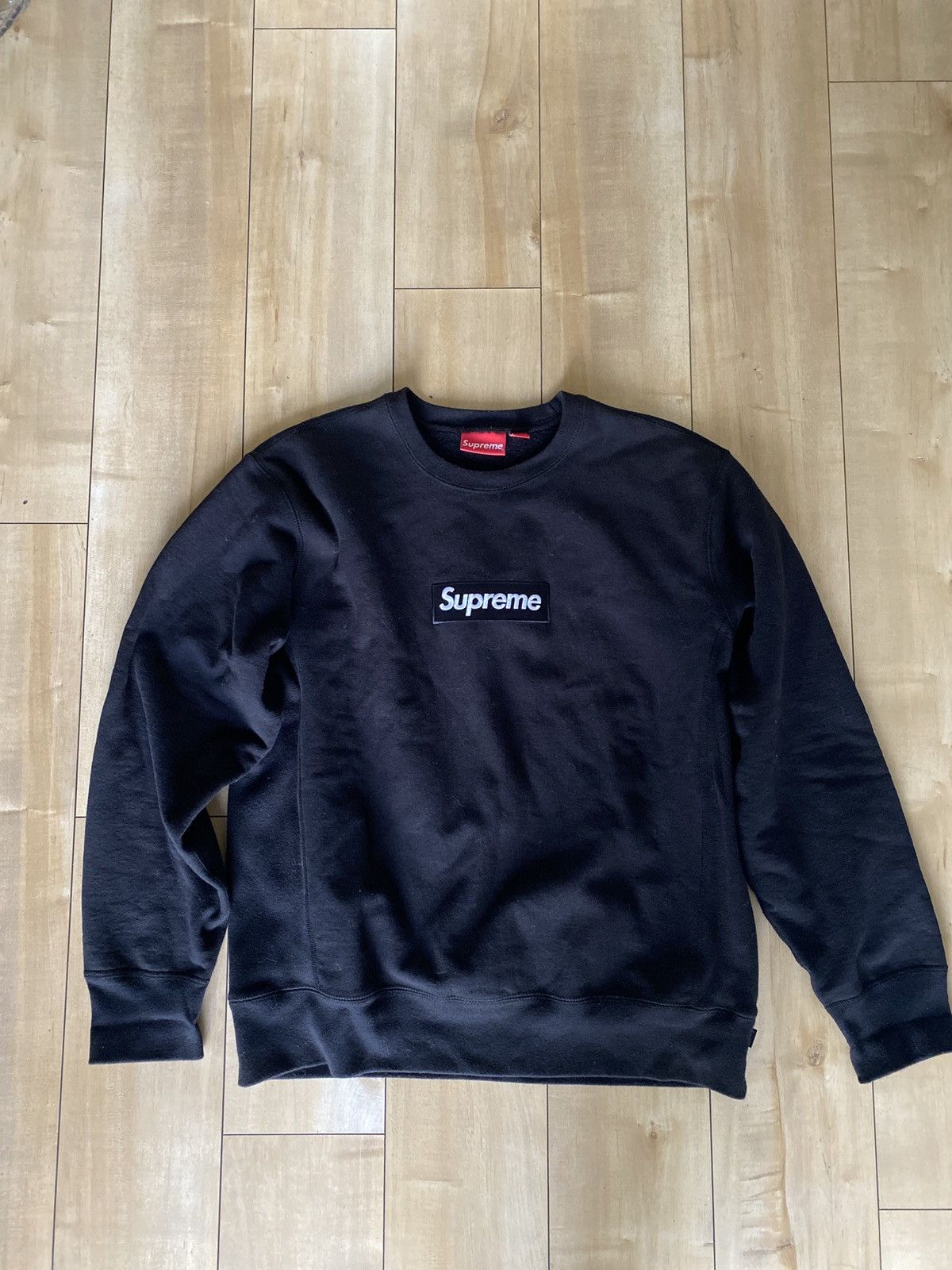 Supreme store bogo fw18