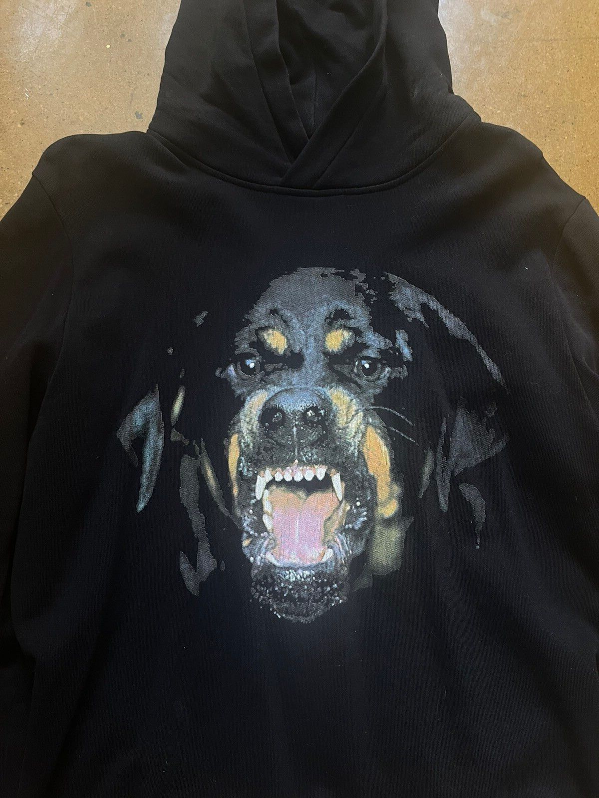 Pre-owned Givenchy Rottweiler Printed Hoodie In Black