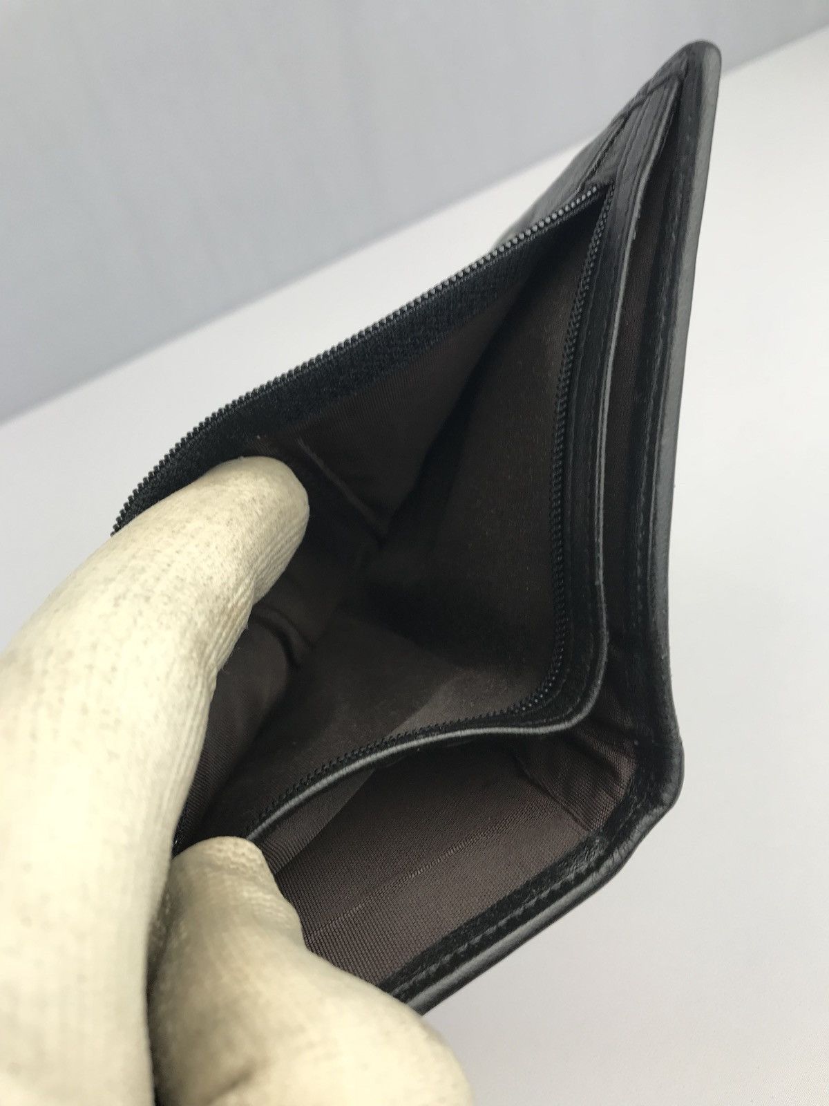 Moschino ❌Last Drop❌Authentic Moschino Bifold Wallet Size ONE SIZE - 10 Thumbnail