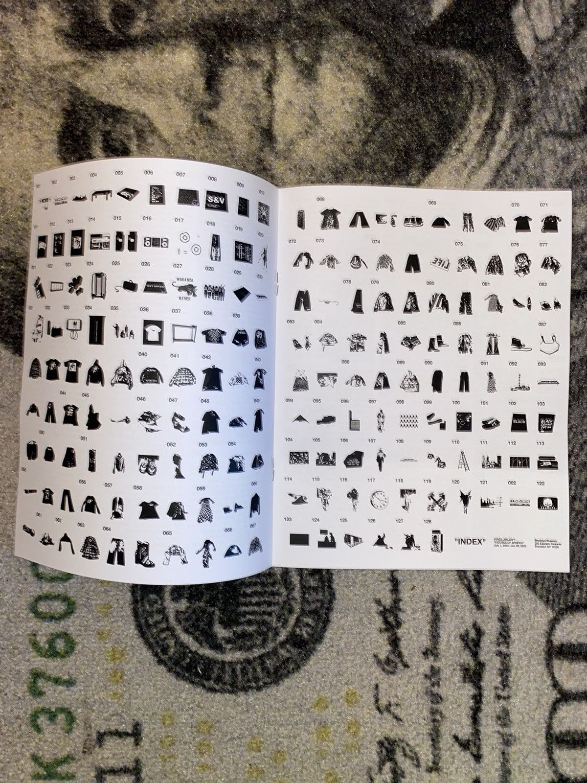 Virgil Abloh Virgil Abloh x Brooklyn Museum Pamphlet Size ONE SIZE - 3 Thumbnail