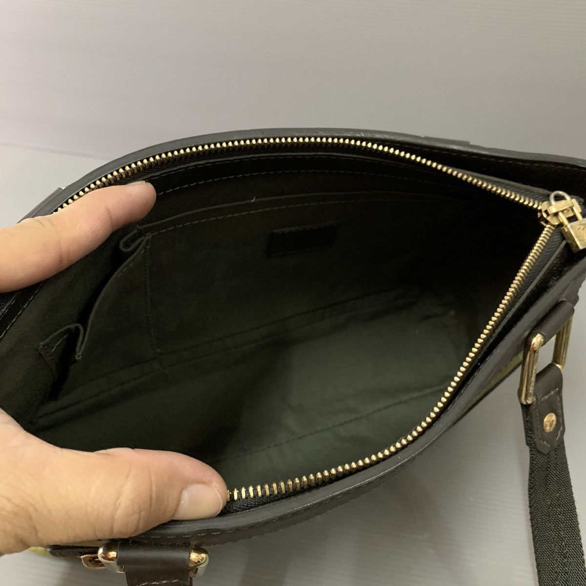 Louis Vuitton Louis Vuitton Denime Dinner Bag Size ONE SIZE - 13 Thumbnail