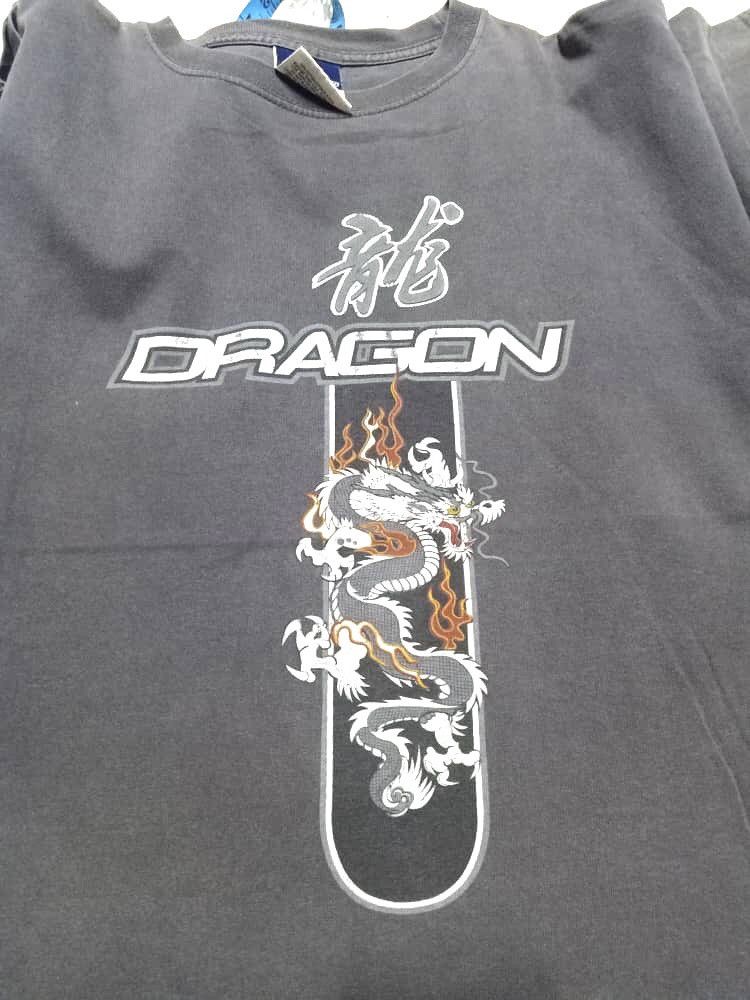 Vintage × Welcome Skateboards VINTAGE DRAGON SKATEBOARD 🛹 NICE SCREEN ON TEE Size US XL / EU 56 / 4 - 2 Thumbnail