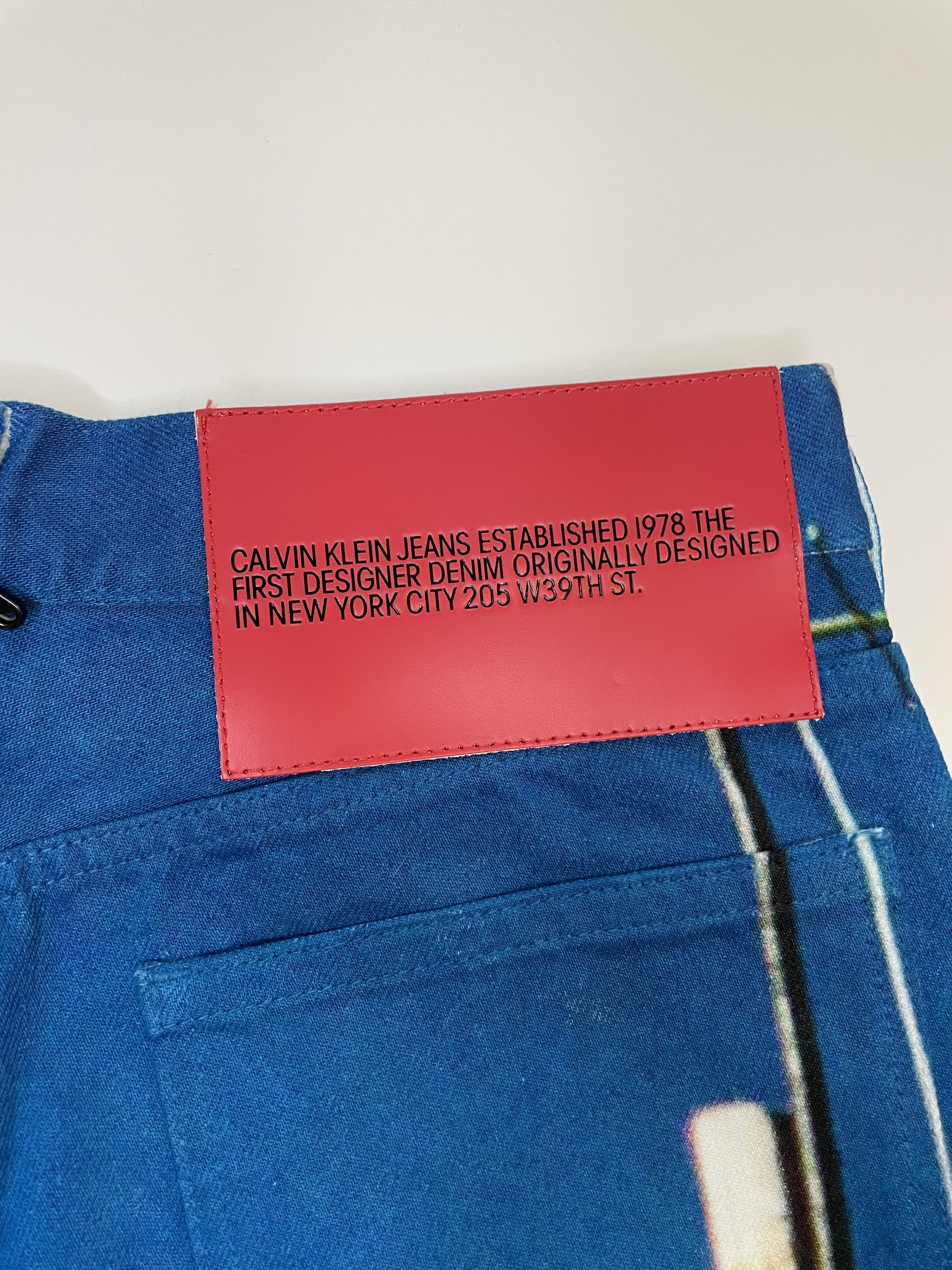 Calvin Klein Calvin Klein est 1978 Landscape Flag Jeans Size US 27 - 10 Thumbnail