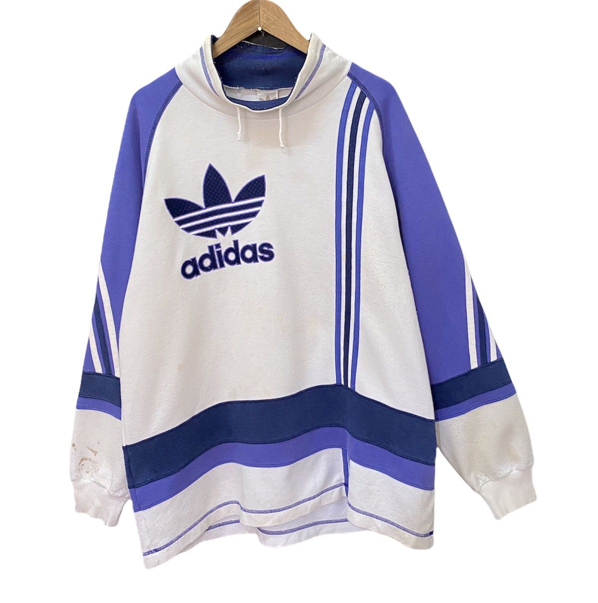 Adidas VINTAGE ADIDAS MADE IN JAPAN BIG LOGO SWEATSHIRT Size US M / EU 48-50 / 2 - 7 Thumbnail