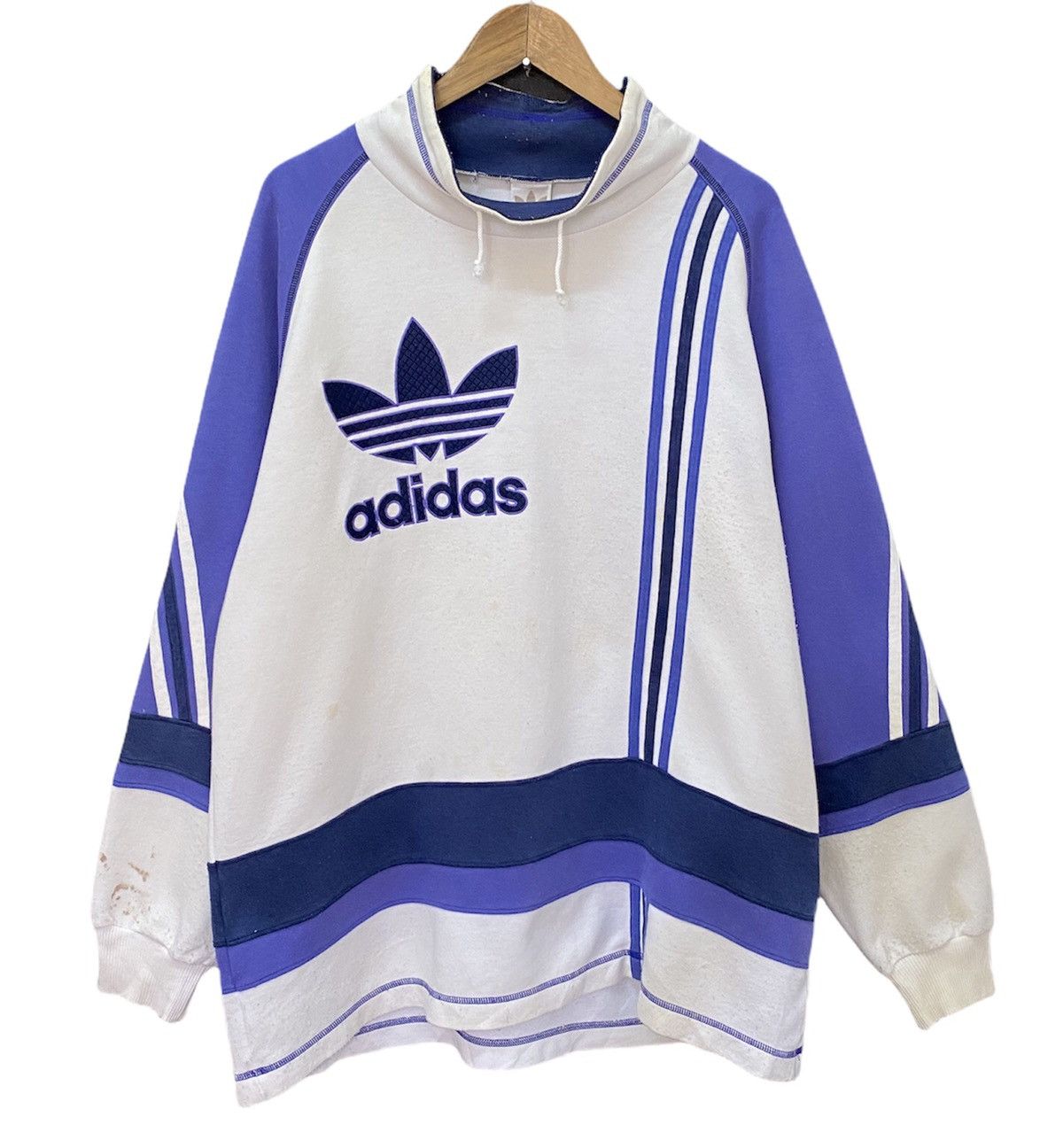 Adidas VINTAGE ADIDAS MADE IN JAPAN BIG LOGO SWEATSHIRT Size US M / EU 48-50 / 2 - 2 Thumbnail