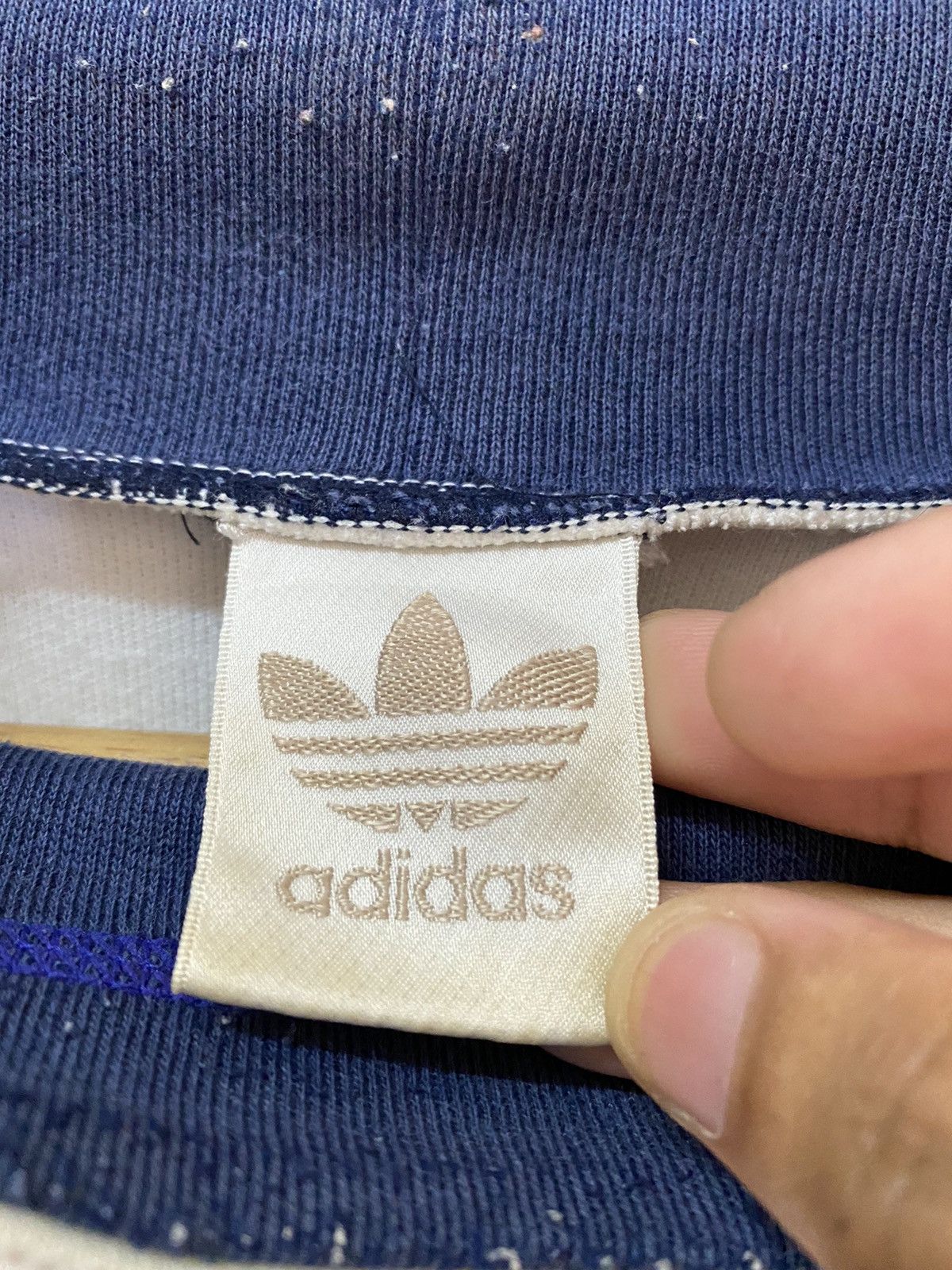 Adidas VINTAGE ADIDAS MADE IN JAPAN BIG LOGO SWEATSHIRT Size US M / EU 48-50 / 2 - 8 Thumbnail
