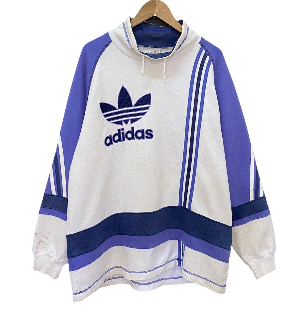 Adidas VINTAGE ADIDAS MADE IN JAPAN BIG LOGO SWEATSHIRT Size US M / EU 48-50 / 2 - 5 Thumbnail