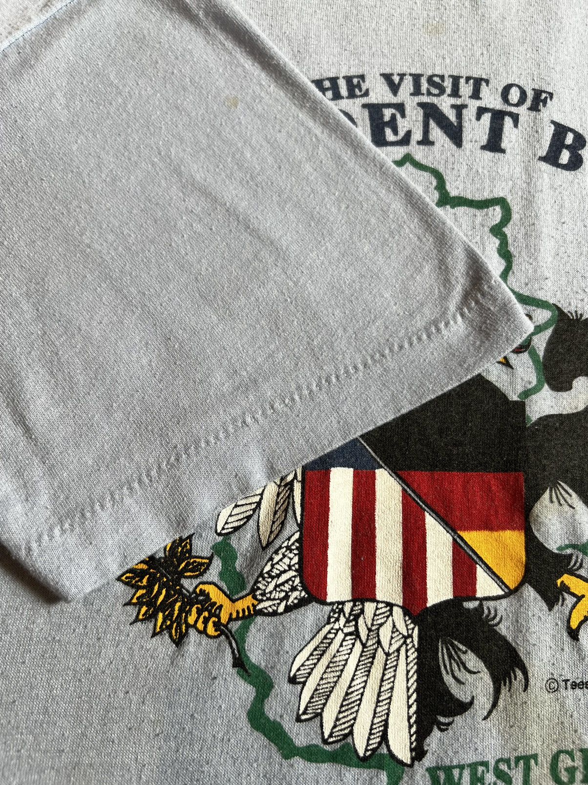 Vintage Vintage 80s President George Bush Germany Shirt WWII Size US XL / EU 56 / 4 - 5 Thumbnail