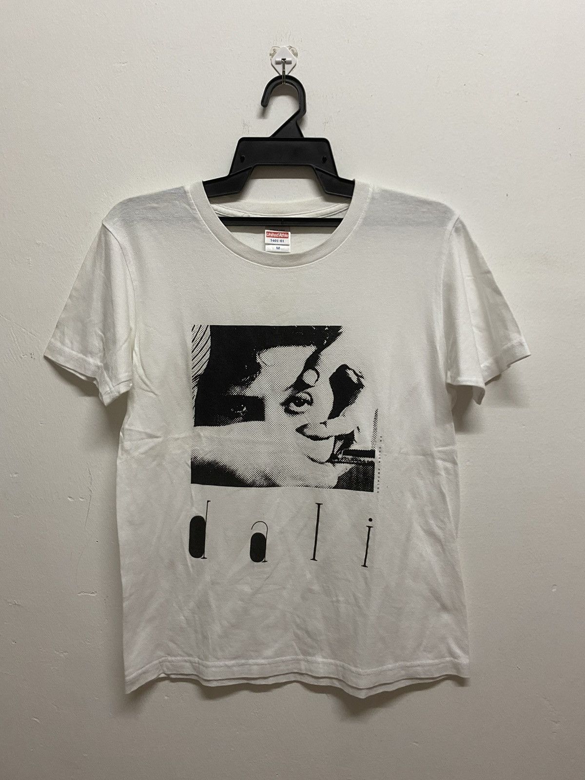 Vintage Vintage Salvador Dali Art Tee Size US M / EU 48-50 / 2 - 1 Thumbnail