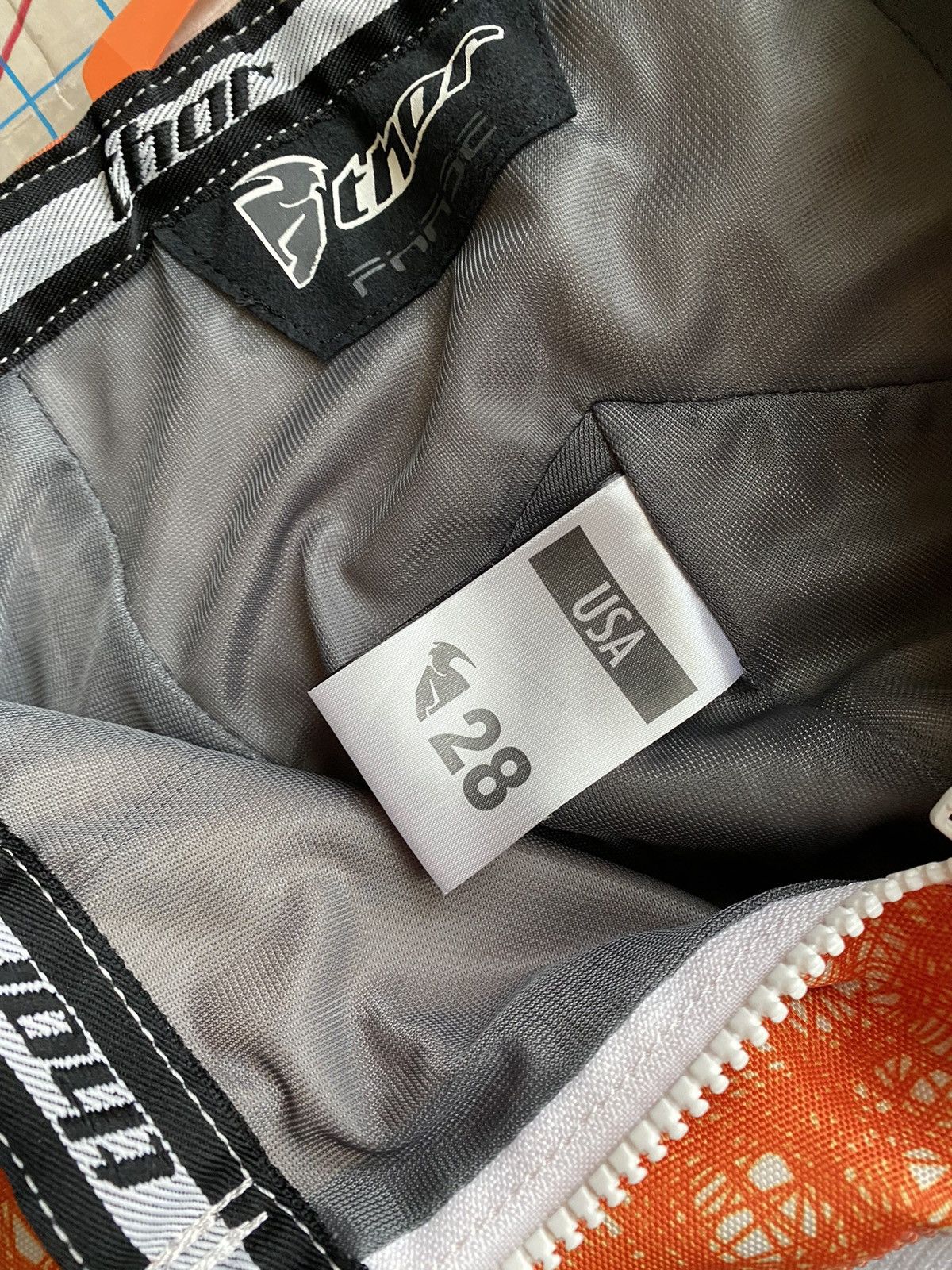 Fox Racing Thor Phase Moto / Dirt Bike Pants Size 28 Size US 28 / EU 44 - 9 Thumbnail