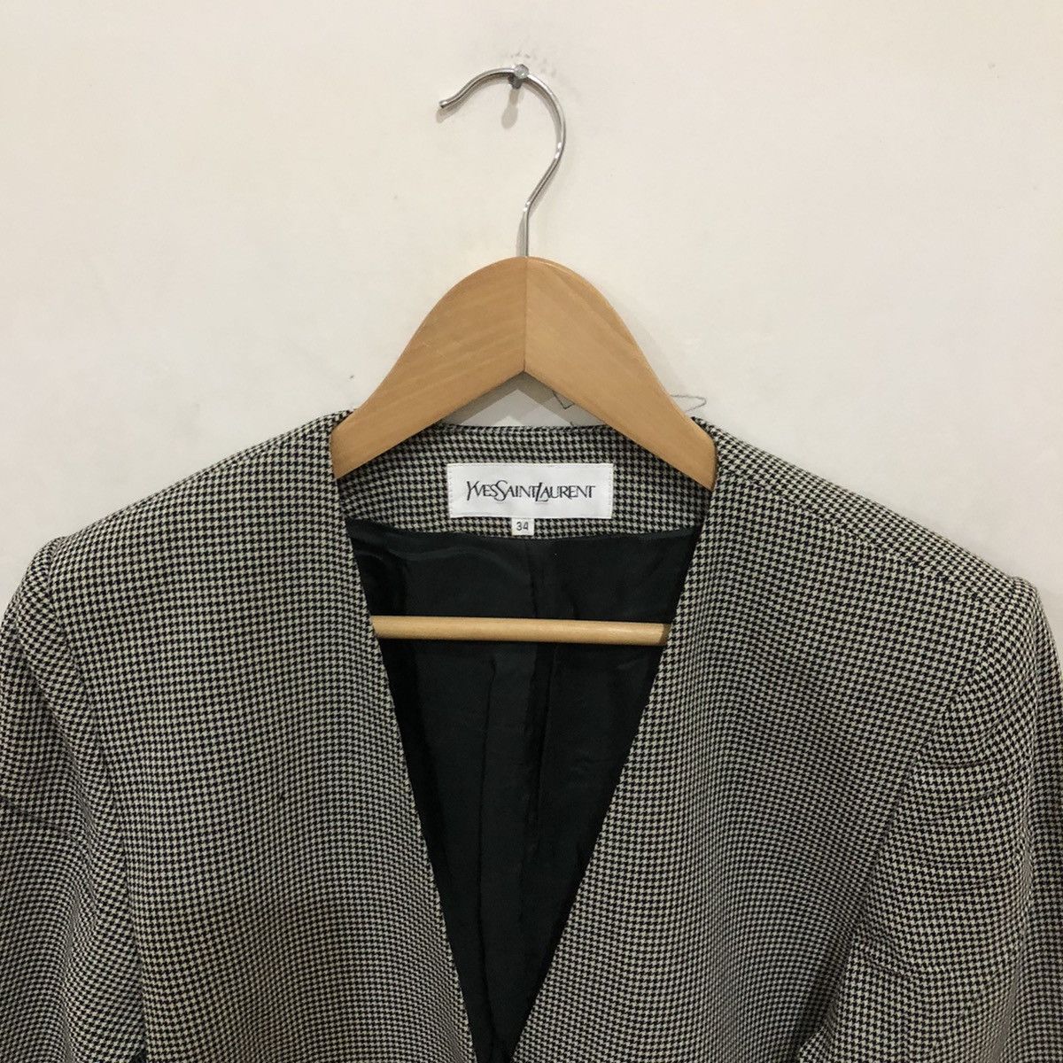 Yves Saint Laurent Yves Saint Laurent Size US M / EU 48-50 / 2 - 4 Thumbnail
