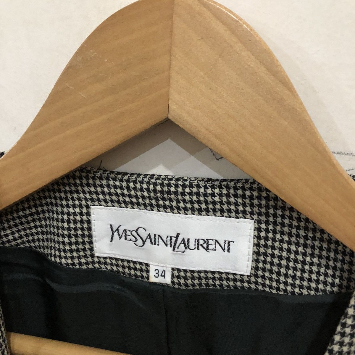 Yves Saint Laurent Yves Saint Laurent Size US M / EU 48-50 / 2 - 8 Thumbnail