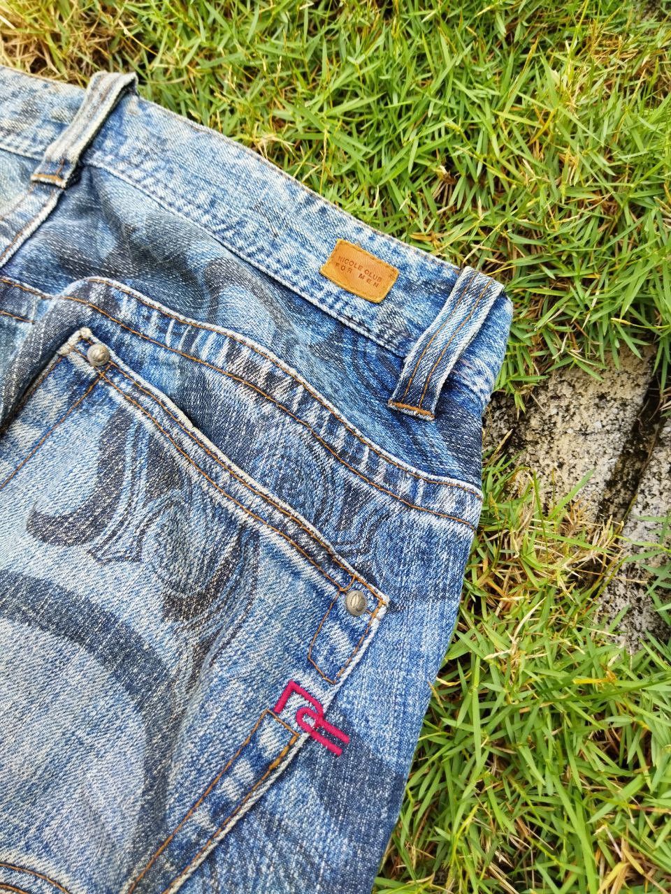 Nicole Club Vintage Nicole Club For Men Overprint Flared Jeans Size US 33 - 11 Thumbnail