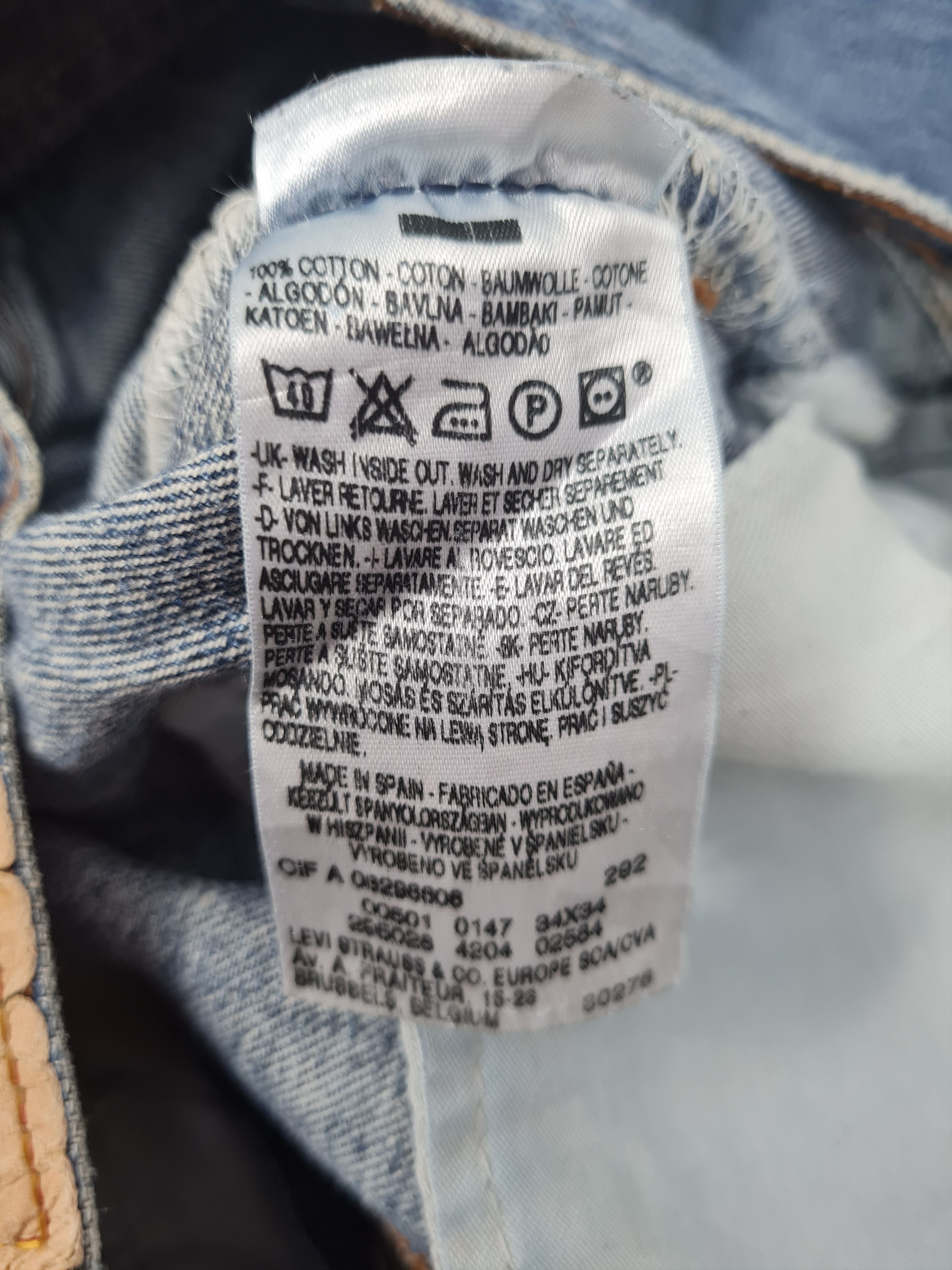 Levi's LEVIS 501 Distressed Cropped Ripped Jeans L0323 Size 34x29 Size US 34 / EU 50 - 12 Thumbnail
