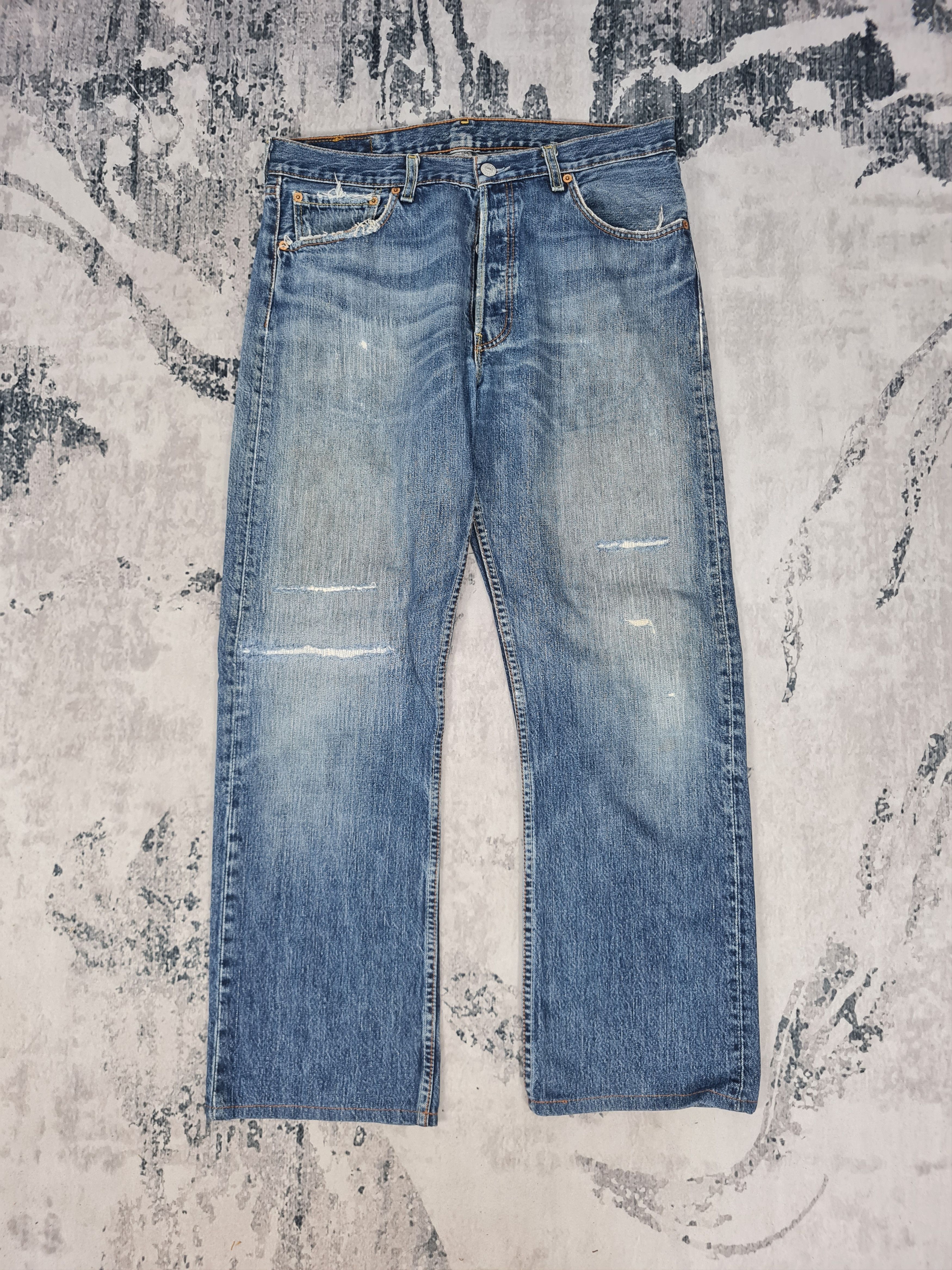 Levi's LEVIS 501 Distressed Cropped Ripped Jeans L0323 Size 34x29 Size US 34 / EU 50 - 1 Thumbnail