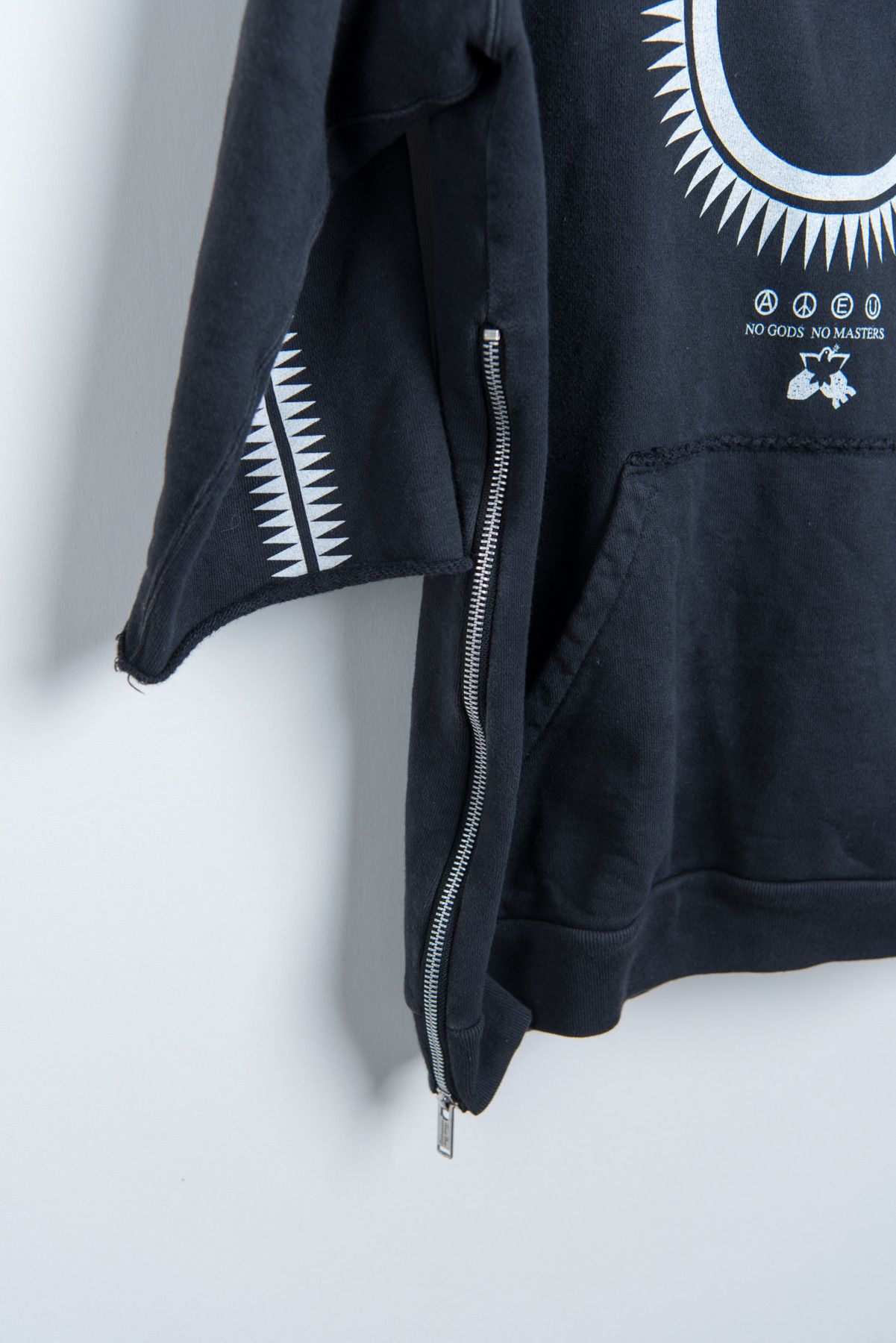 Undercover No Gods No Masters "U" Scab Short Sleeve Hoodie Size US S / EU 44-46 / 1 - 4 Thumbnail