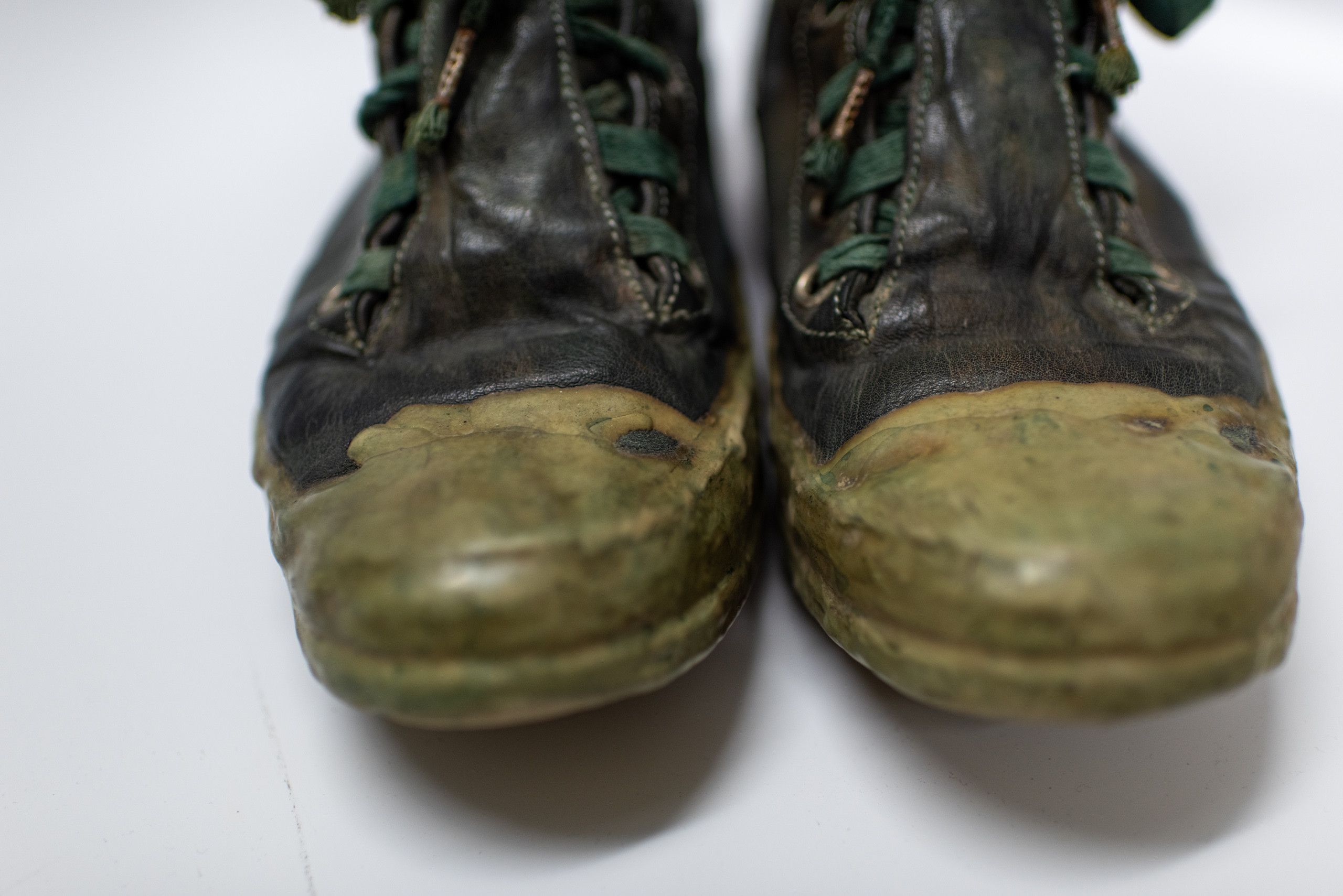 Carol Christian Poell Drip Sneakers (AM/2524), BLACK w/Green Drip Size US 9 / EU 42 - 9 Thumbnail