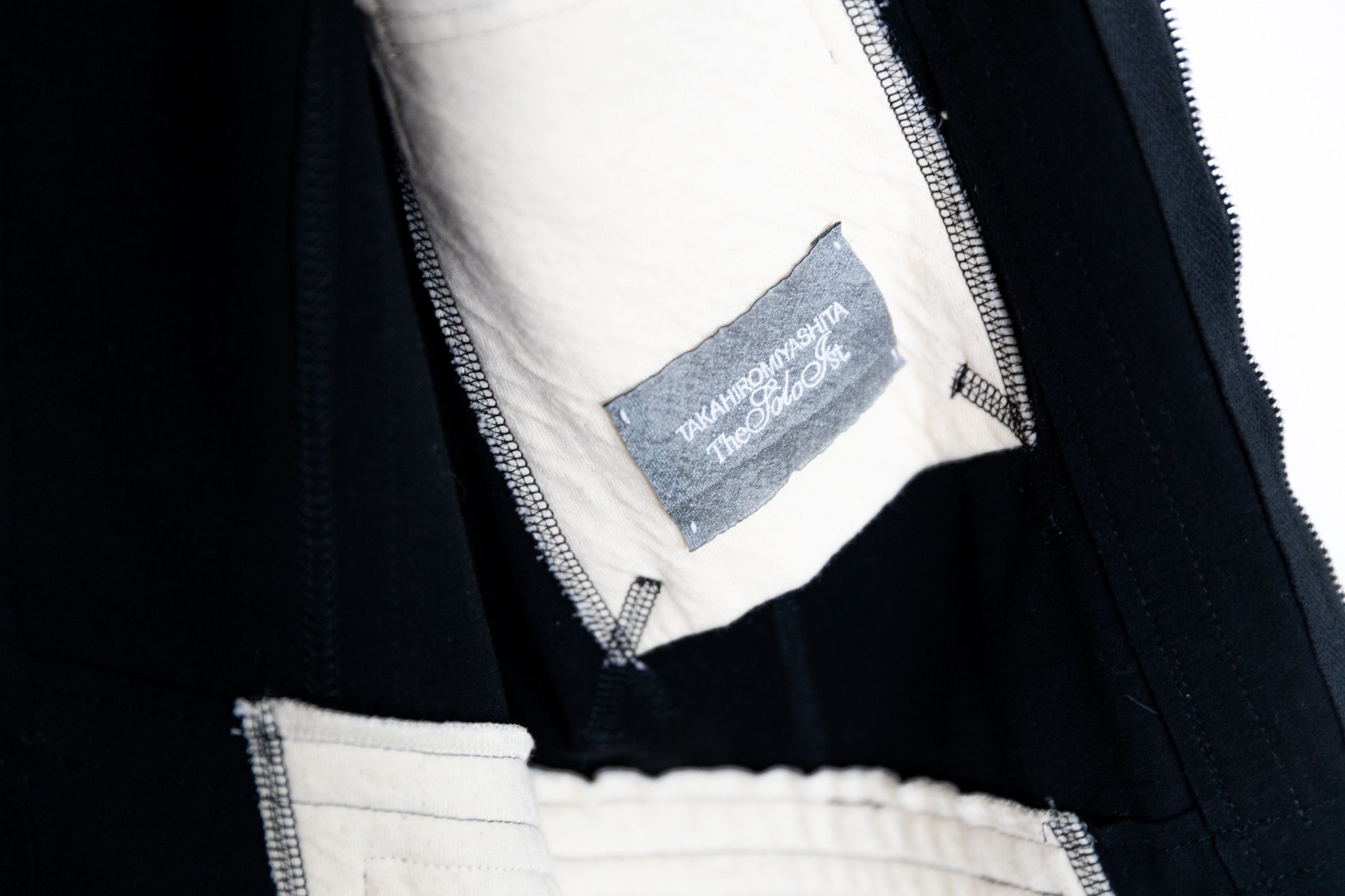 Takahiromiyashita The Soloist. * GRAIL * Soloist Vest From Most Sought After Season Size US S / EU 44-46 / 1 - 8 Thumbnail