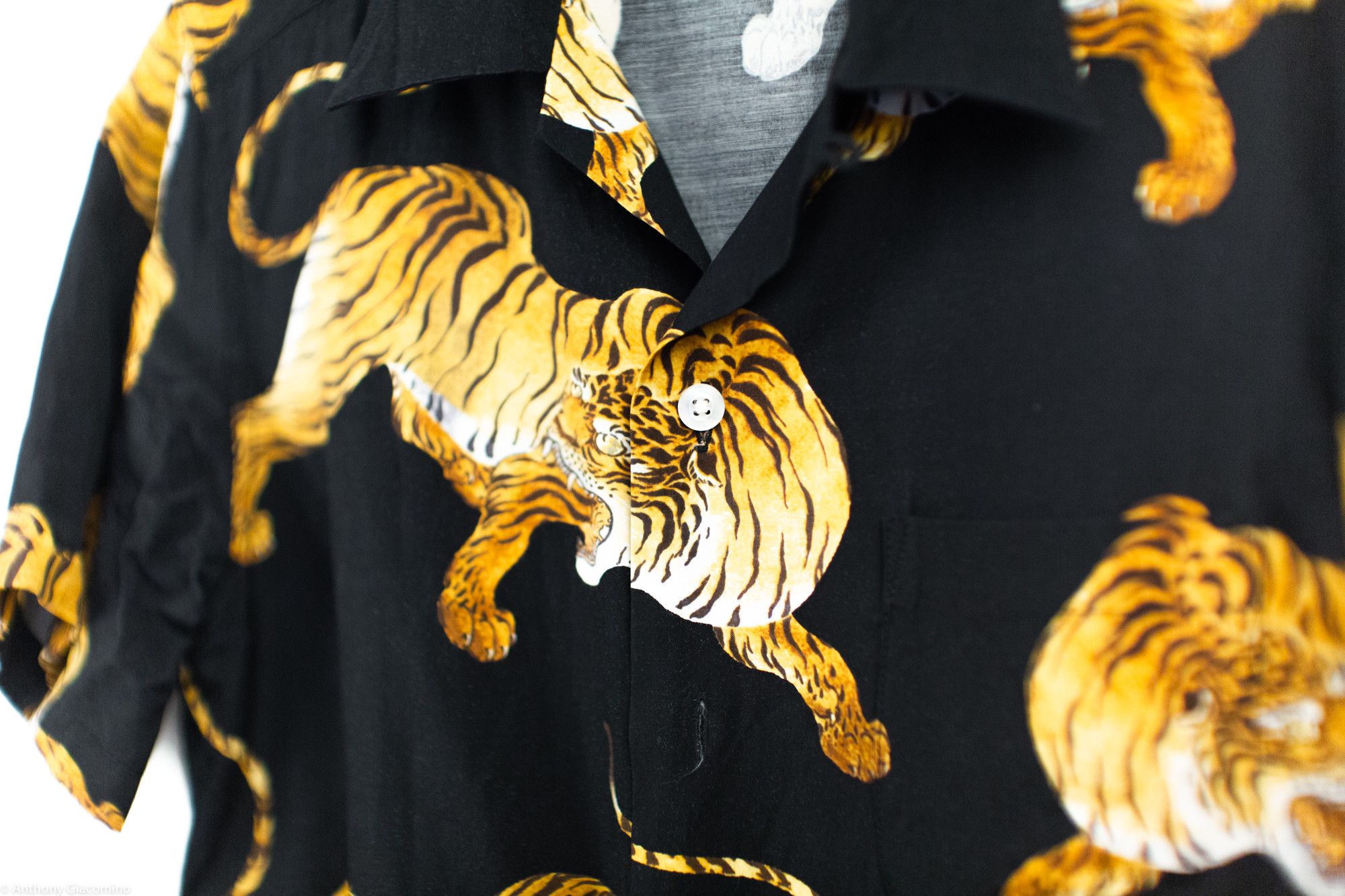 Wacko Maria The Guilty Parties tiger rayon buttonup Size US S / EU 44-46 / 1 - 5 Thumbnail
