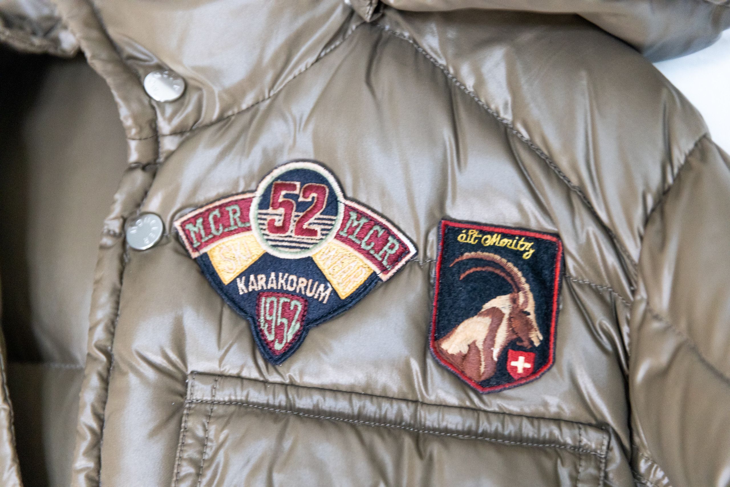 Moncler K2 Special Big Patches Hooded Down Jacket Size US M / EU 48-50 / 2 - 21 Thumbnail