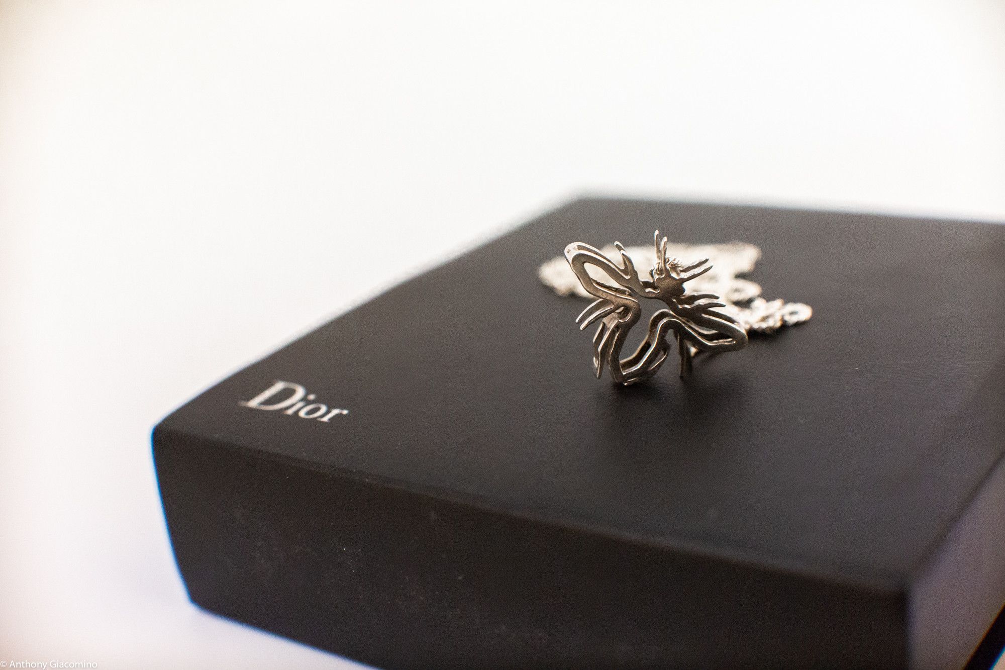 Pre-owned Dior 3d Bee Necklace In Silver