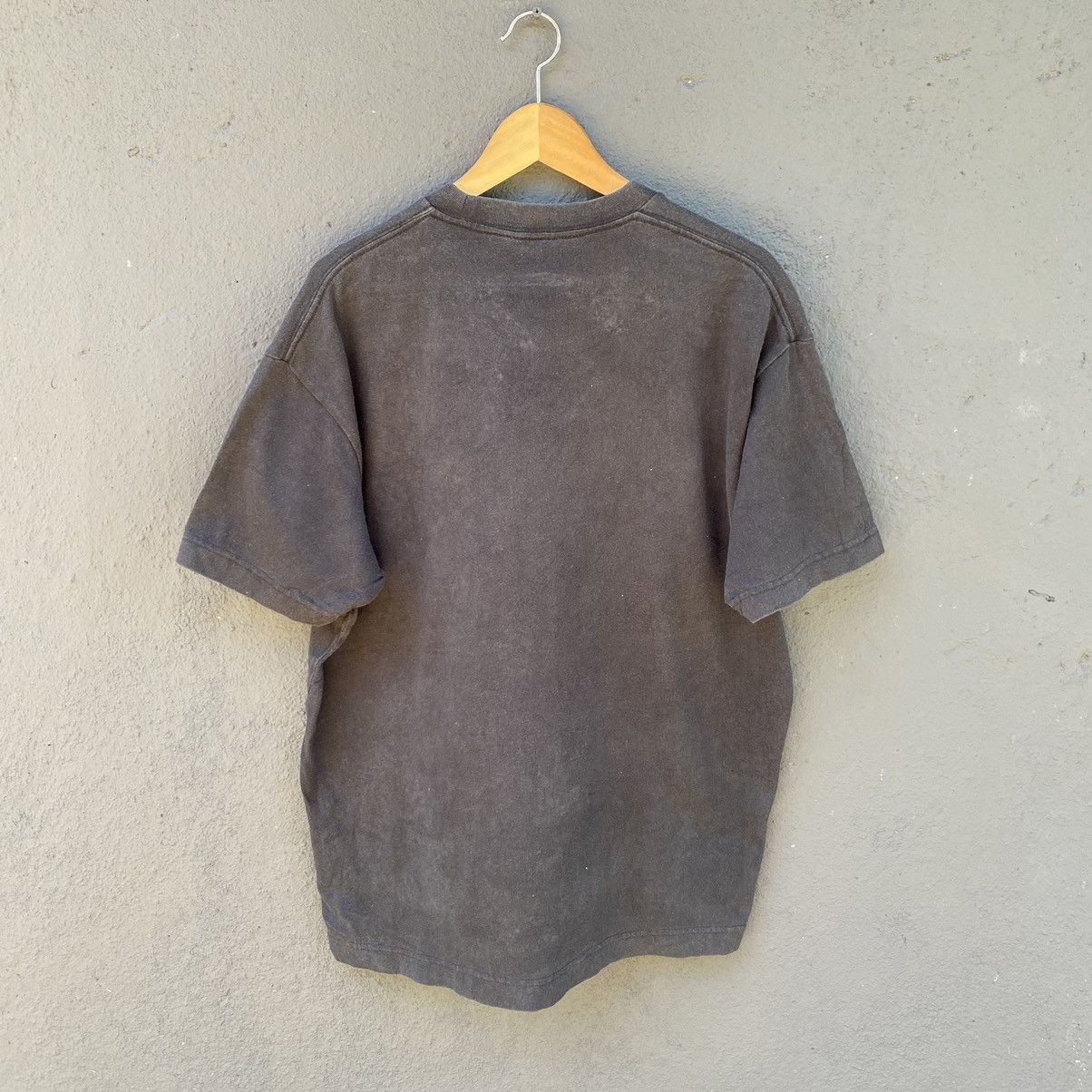 Uniqlo Thrashed Faded Uniqlo POCKET ERD GRUNGE PLAIN SICK TEE Size US L / EU 52-54 / 3 - 2 Thumbnail