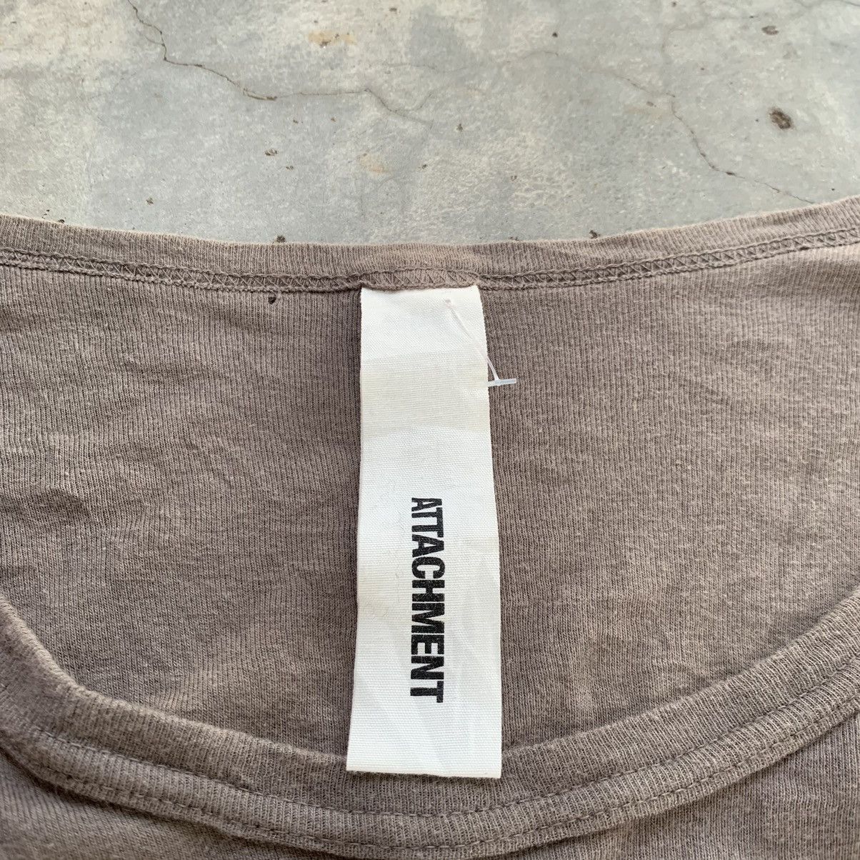 Japanese Brand THRASHED FADED Attachment Wide Neck Quarter Sleeve Tshirt Size US M / EU 48-50 / 2 - 3 Thumbnail