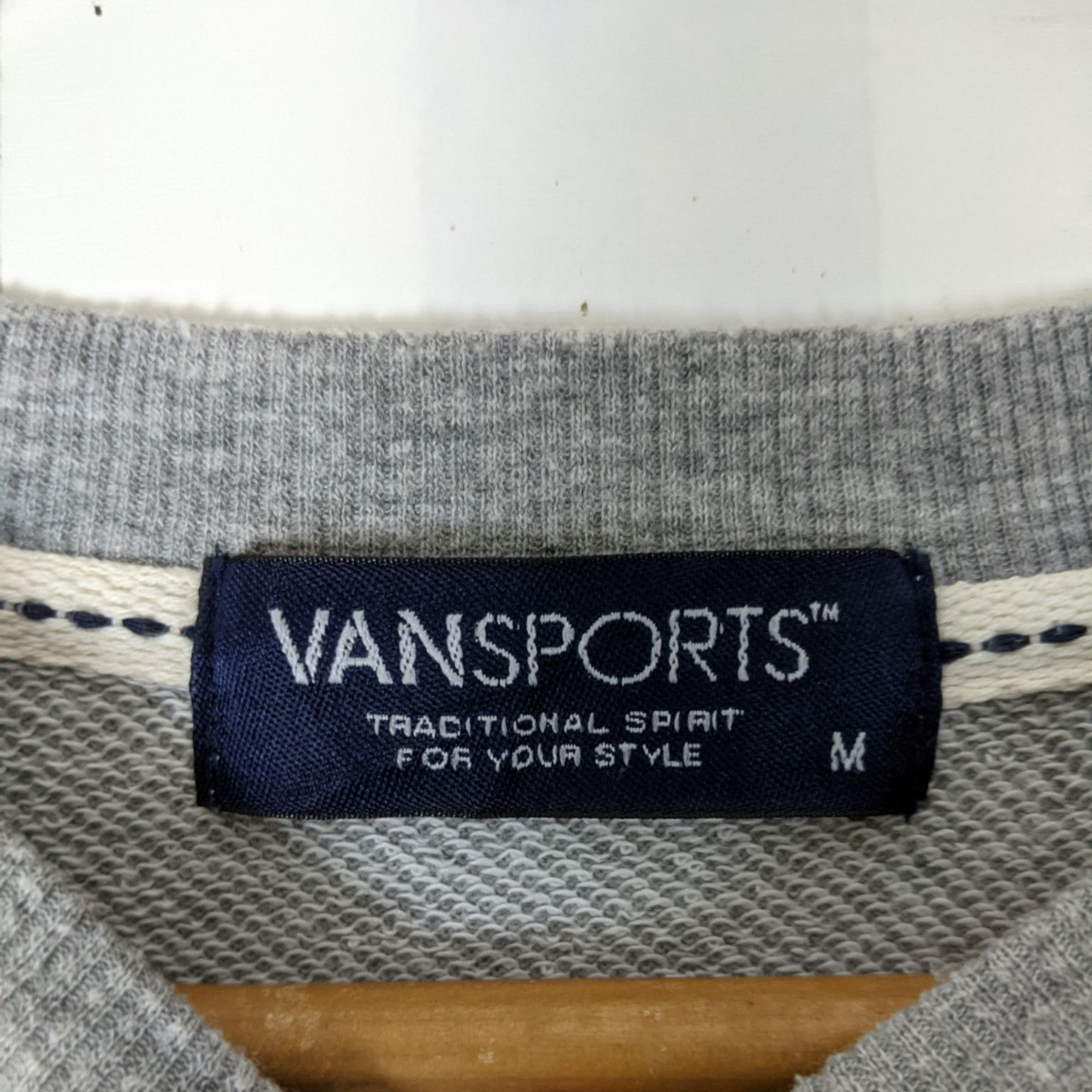 Japanese Brand × Van Japan VAN Big Logo Jumper Sweatshirt Size US M / EU 48-50 / 2 - 9 Thumbnail