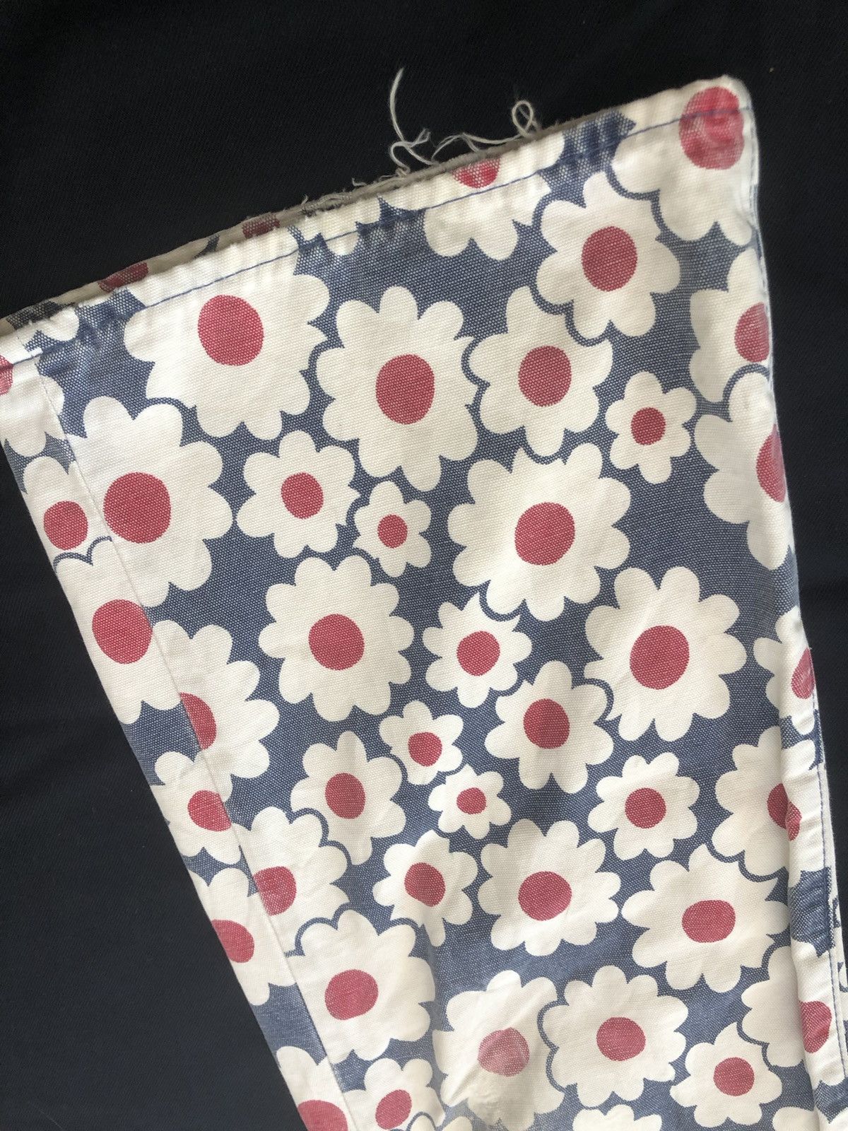 Japanese Brand RARE🔥FLARE JAPAN FLAG FLOWERS ALLOVER JEANS DESIGN Size US 29 - 6 Thumbnail