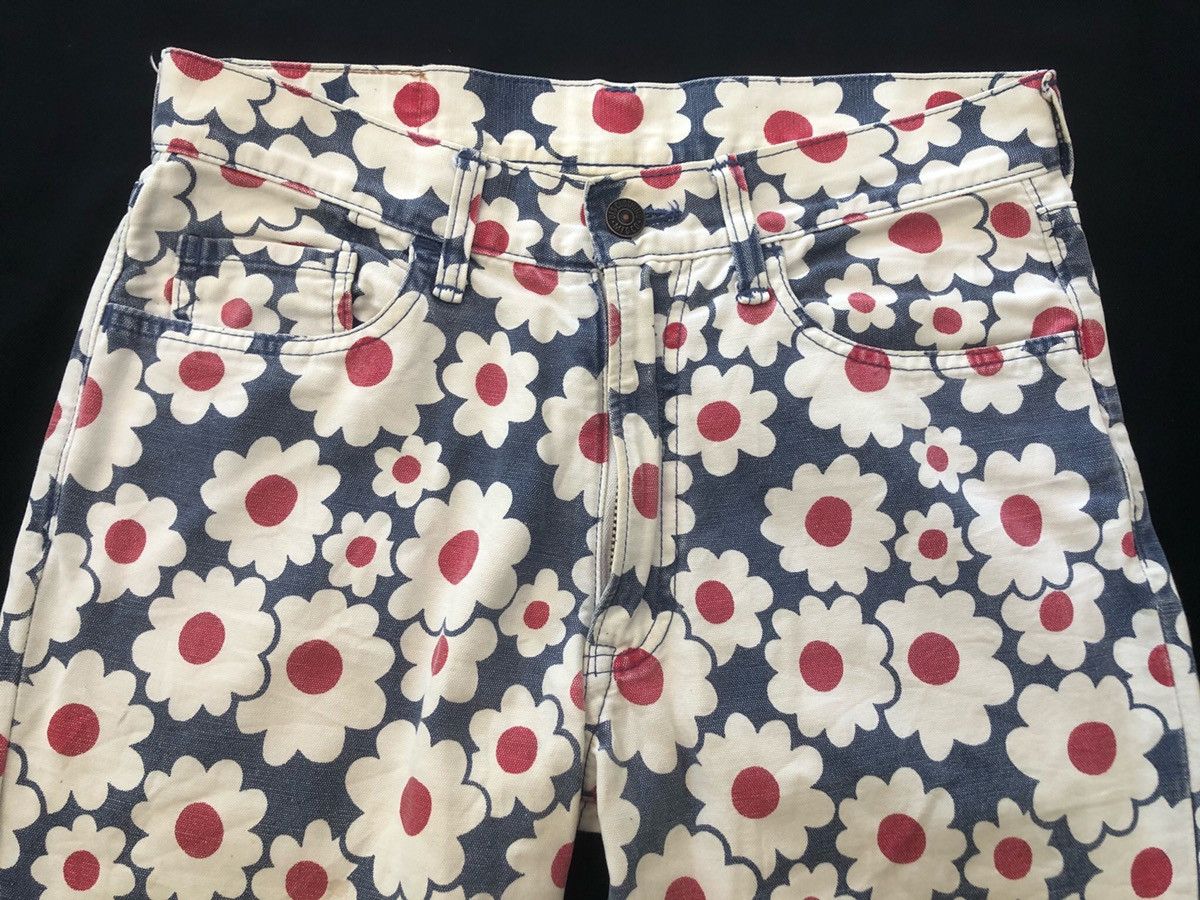 Japanese Brand RARE🔥FLARE JAPAN FLAG FLOWERS ALLOVER JEANS DESIGN Size US 29 - 4 Thumbnail