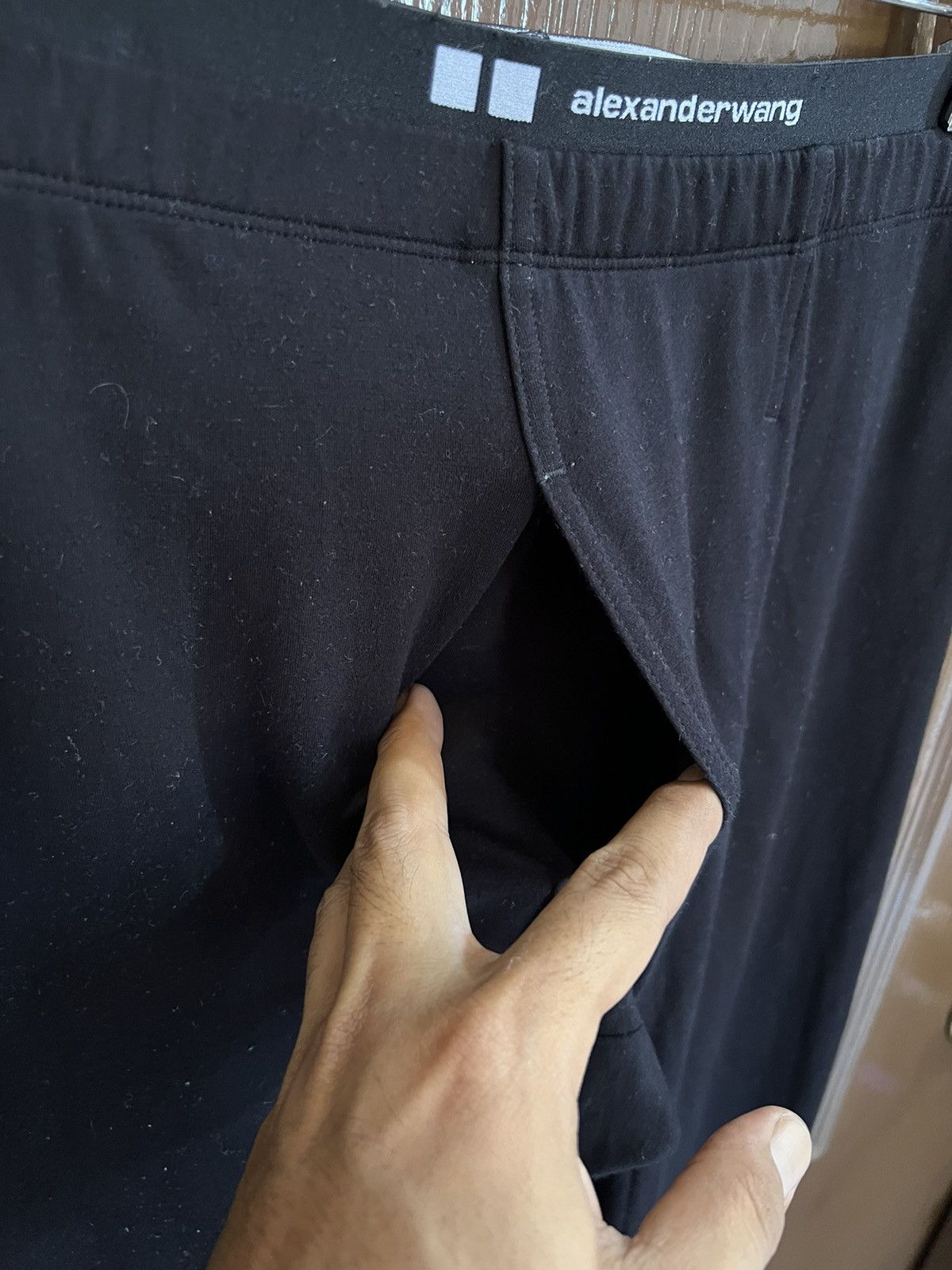 Alexander Wang 🔥Alexander Wang x Uniqlo Heattech Legging Size US 30 / EU 46 - 6 Thumbnail