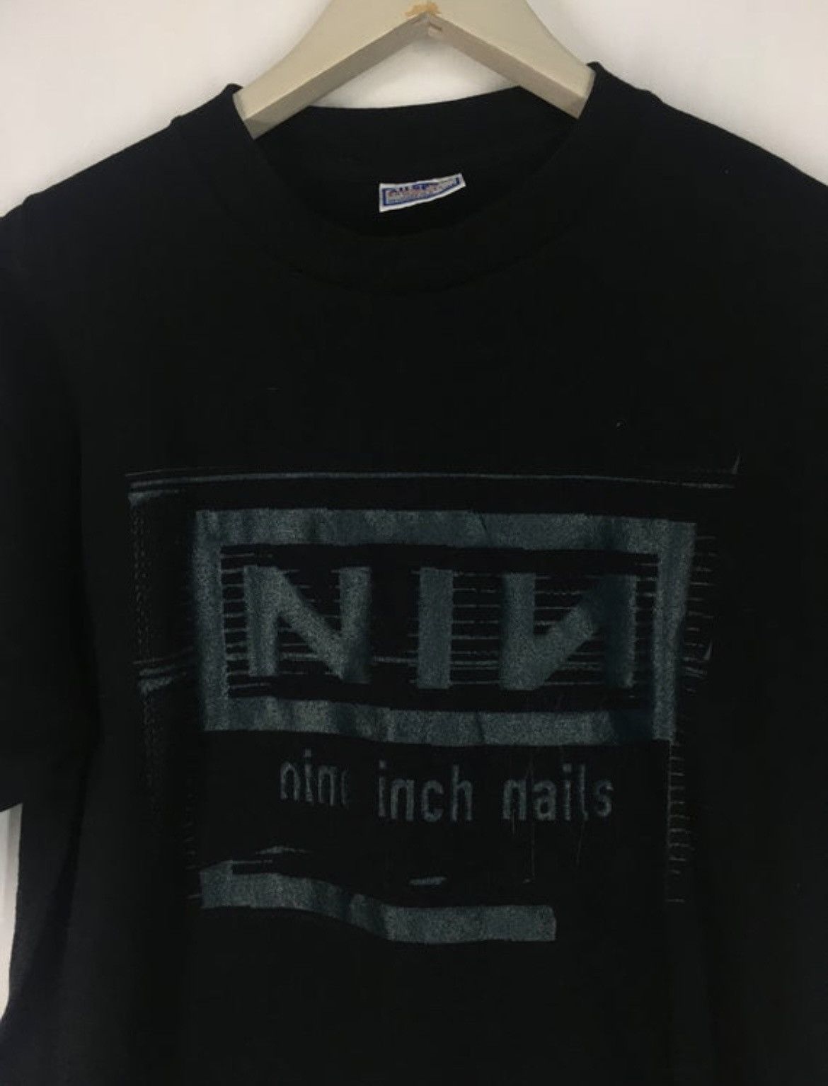 Band Tees Vintage 90s NIN nine inch nails Nothing band t shirt Size US L / EU 52-54 / 3 - 3 Thumbnail