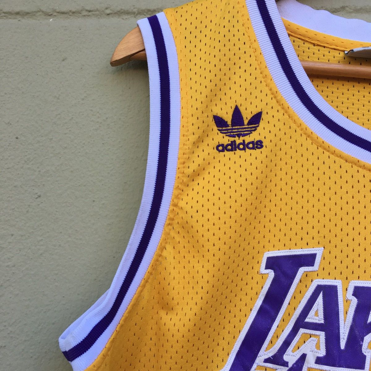 Adidas × NBA × Vintage MAGIC JOHNSON JERSEY Size US M / EU 48-50 / 2 - 6 Thumbnail