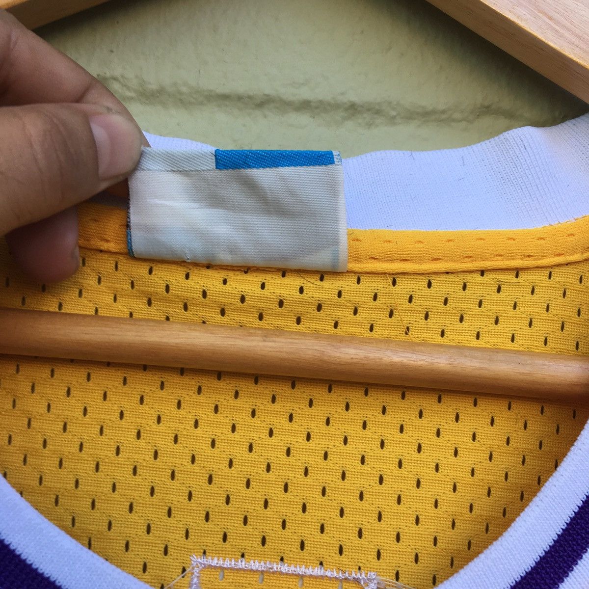 Adidas × NBA × Vintage MAGIC JOHNSON JERSEY Size US M / EU 48-50 / 2 - 12 Thumbnail