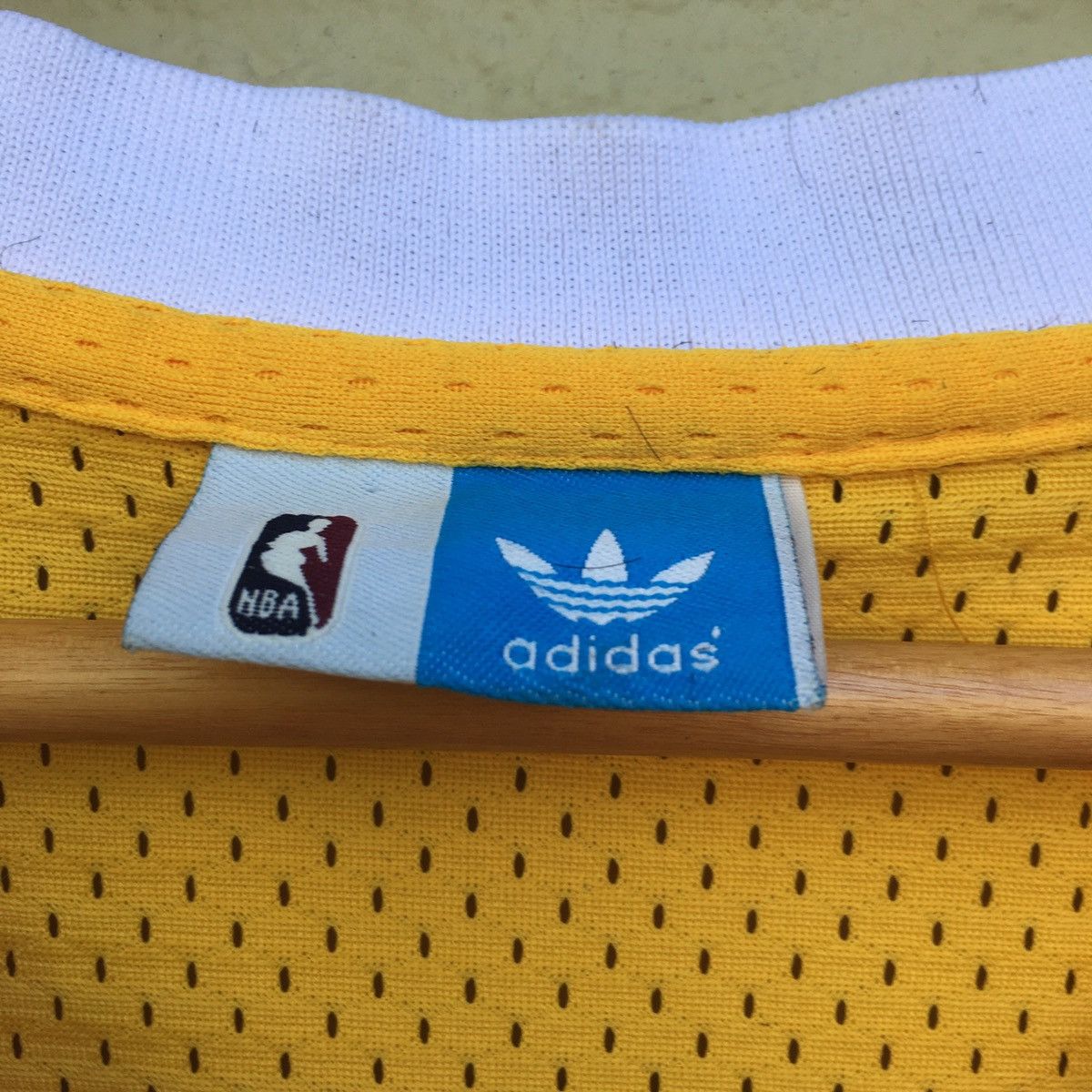 Adidas × NBA × Vintage MAGIC JOHNSON JERSEY Size US M / EU 48-50 / 2 - 11 Thumbnail