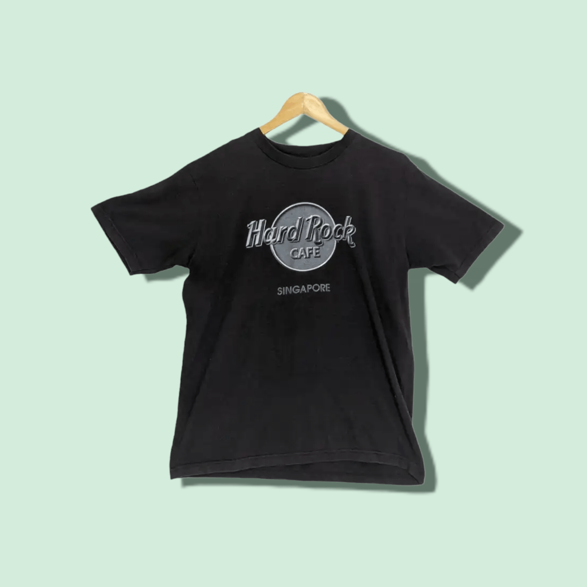 Hard Rock Cafe × Vintage Vintage 2000'S HARD ROCK CAFE Singapore T-Shirt Size US L / EU 52-54 / 3 - 1 Thumbnail