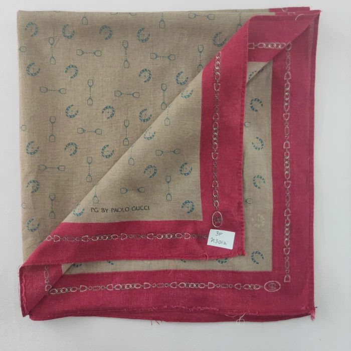 Paolo Gucci × Vintage Paolo Gucci Handkerchief/ Headscarf/ Bandana - 3F213012 Size ONE SIZE - 1 Thumbnail