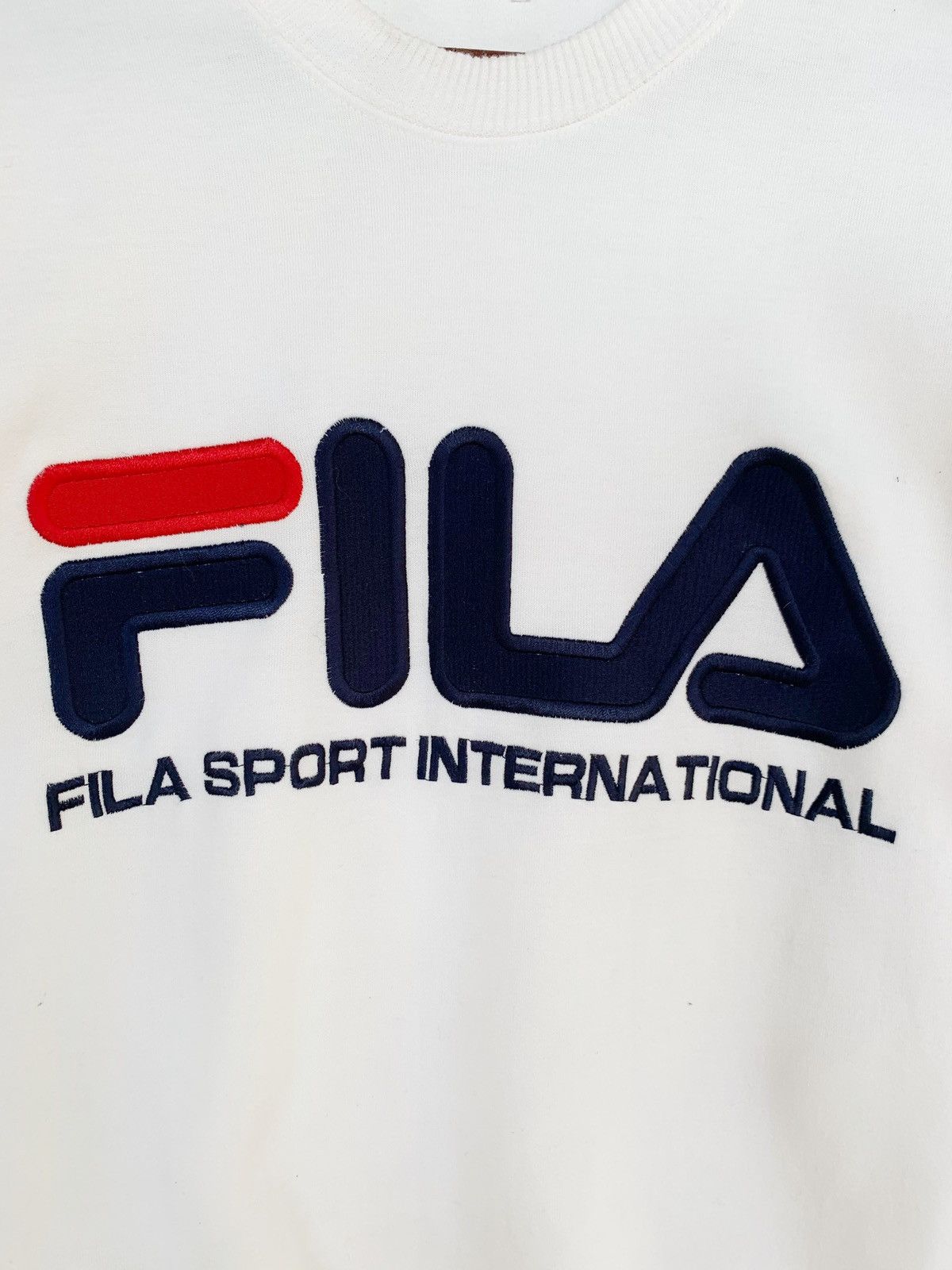 Fila × Vintage Vintage 90s Fila Embroidery Logo Sweatshirt/White Colour Size US M / EU 48-50 / 2 - 3 Thumbnail