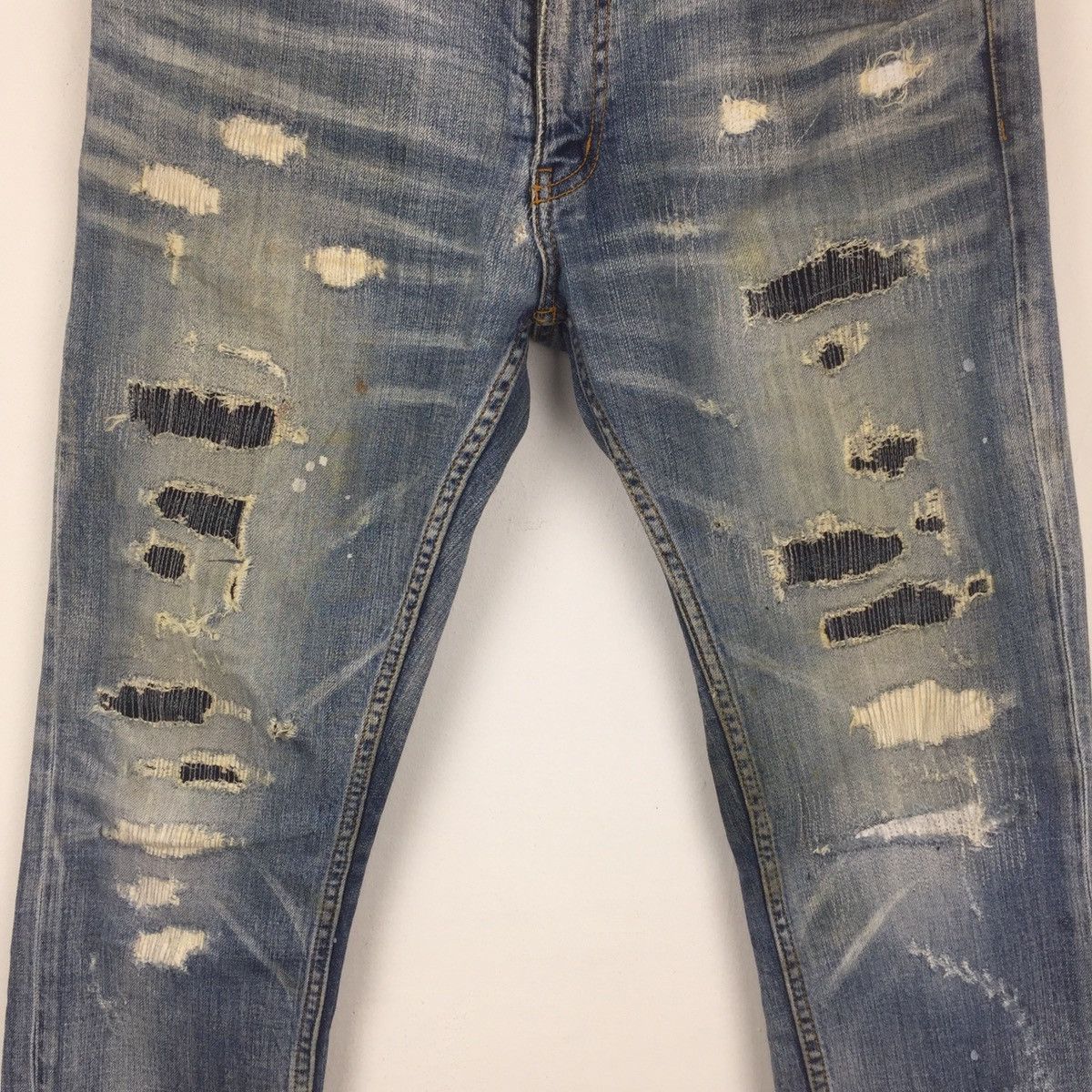 Japanese Brand 🔥M29 distressed denim rare design Size US 33 - 2 Thumbnail