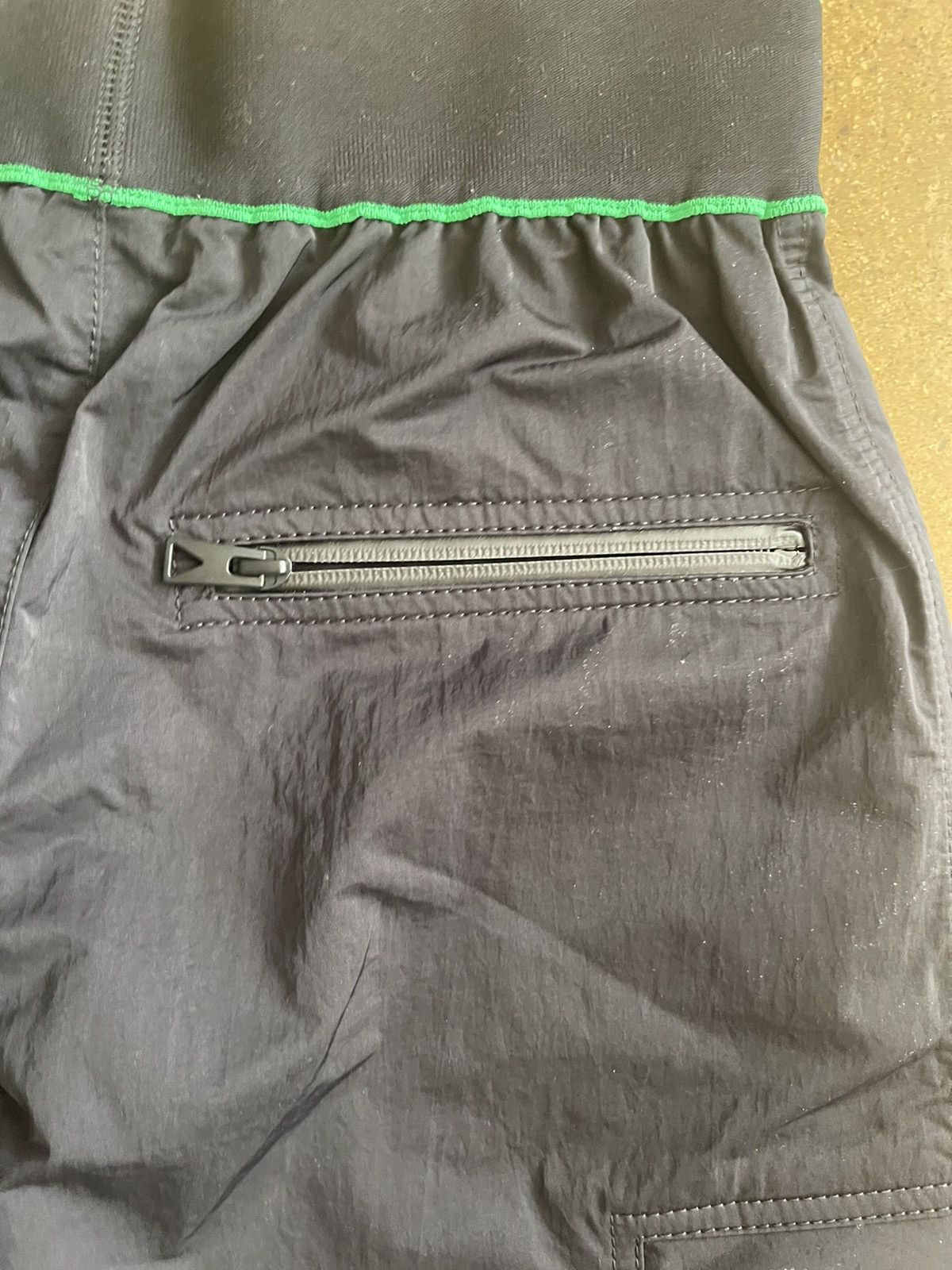 Bottega Veneta Bottega Veneta Black Technical Shorts Size US 32 / EU 48 - 7 Thumbnail