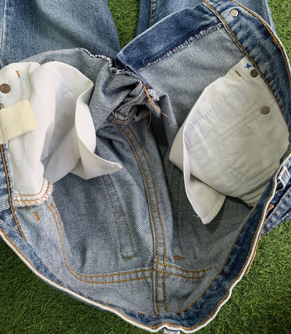 Levi's Vintage Distressed Levis 517 Denim jeans Size US 29 - 11 Thumbnail